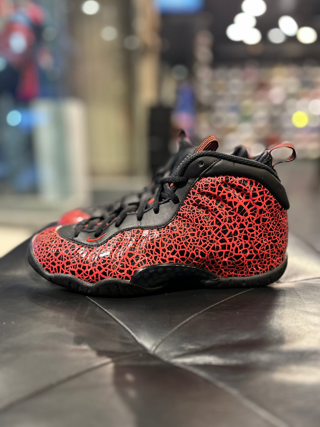 Nike Air Foamposite One Lava Size 5y GS shoes