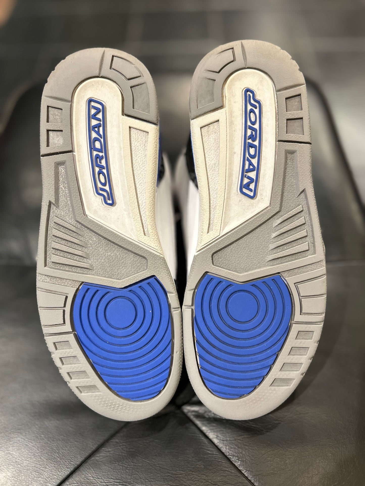 Air Jordan 3 Retro Racer Blue Size 6.5Y Gradeschool Shoes