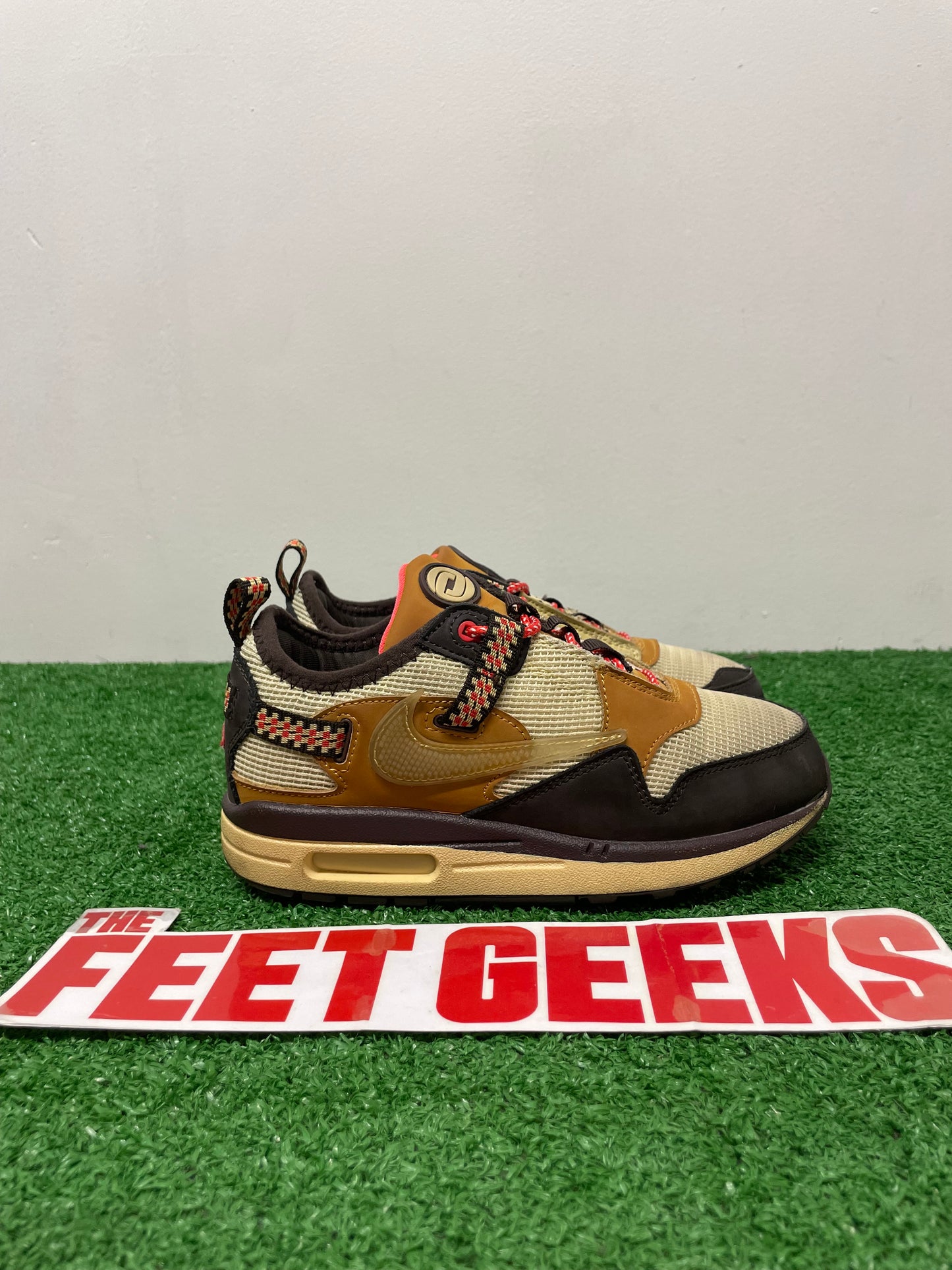 Nike Air Max 1 Travis Scott Size 1.5 Preschool Shoes