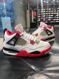 Air Jordan 4 Fire Red Size 5.5y Gradeschool Shoes