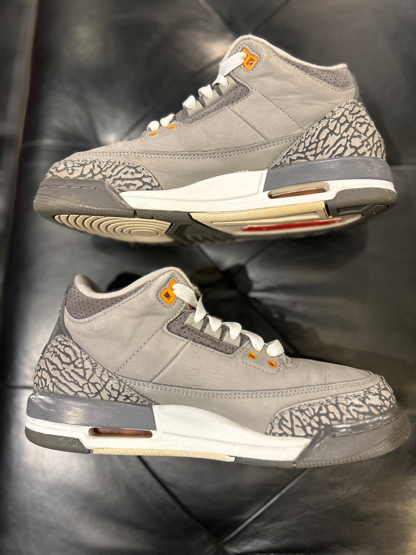 Air Jordan 3 Retro Cool Grey size 7y Gradeschool Shoes