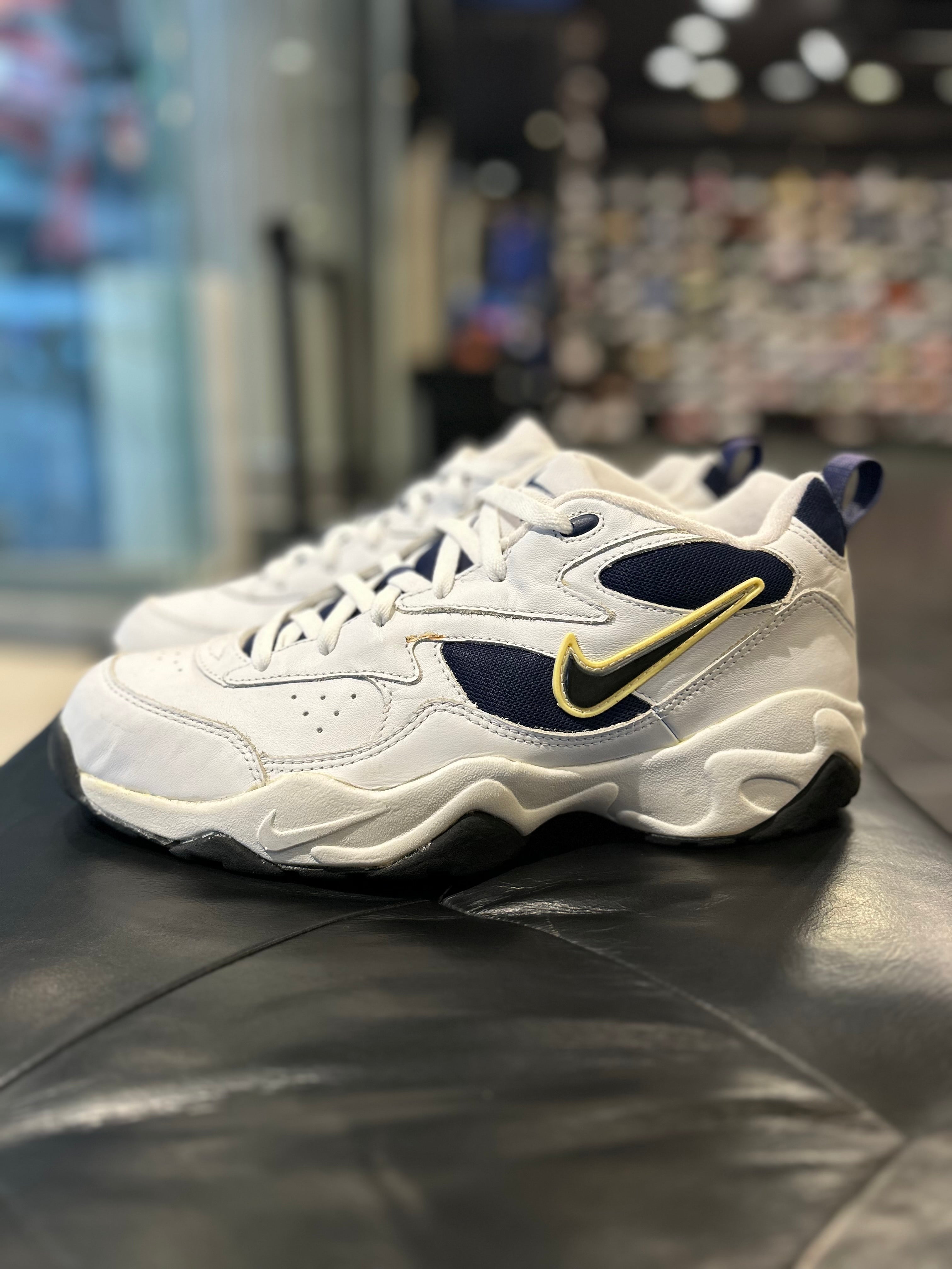 Vintage 1995 Nike Men’s Shoes Size 13