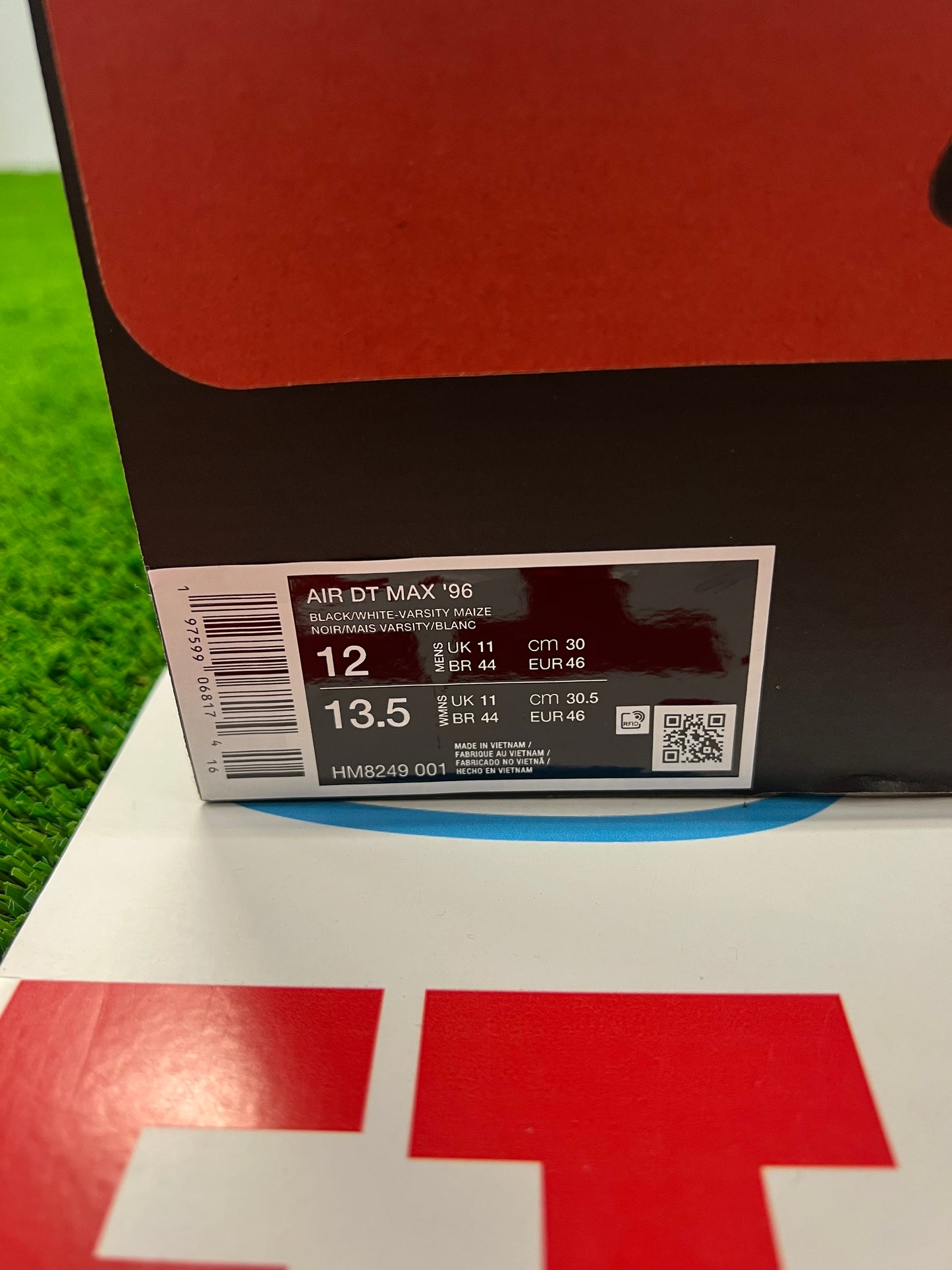 Men’s Nike DT 96 Brand New