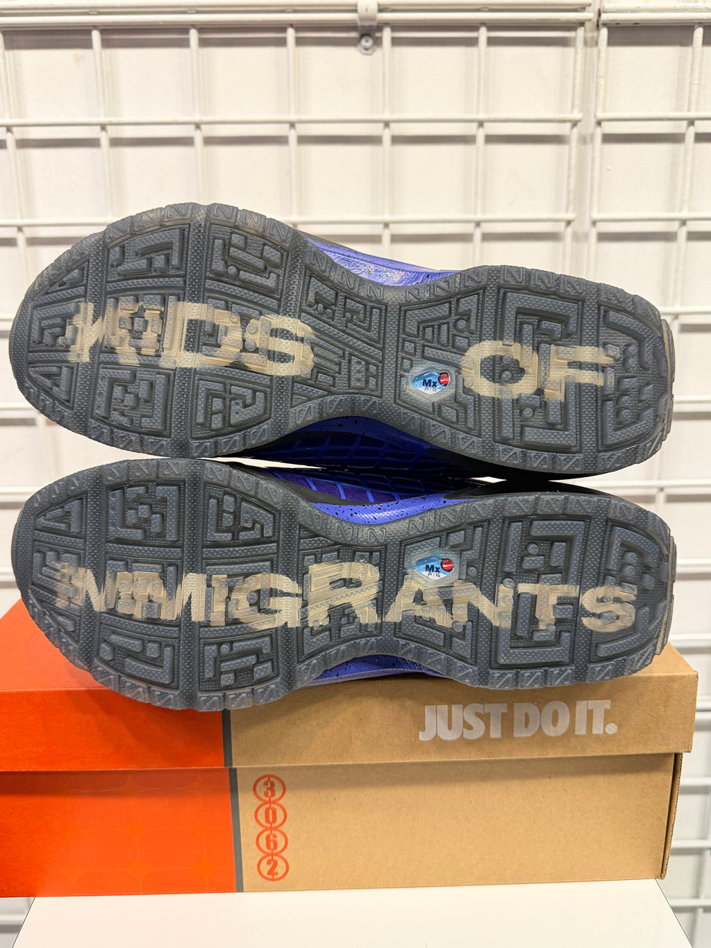 Nike Air Sunder Kids of Immigrants Size 9.5 Men’s Shoes