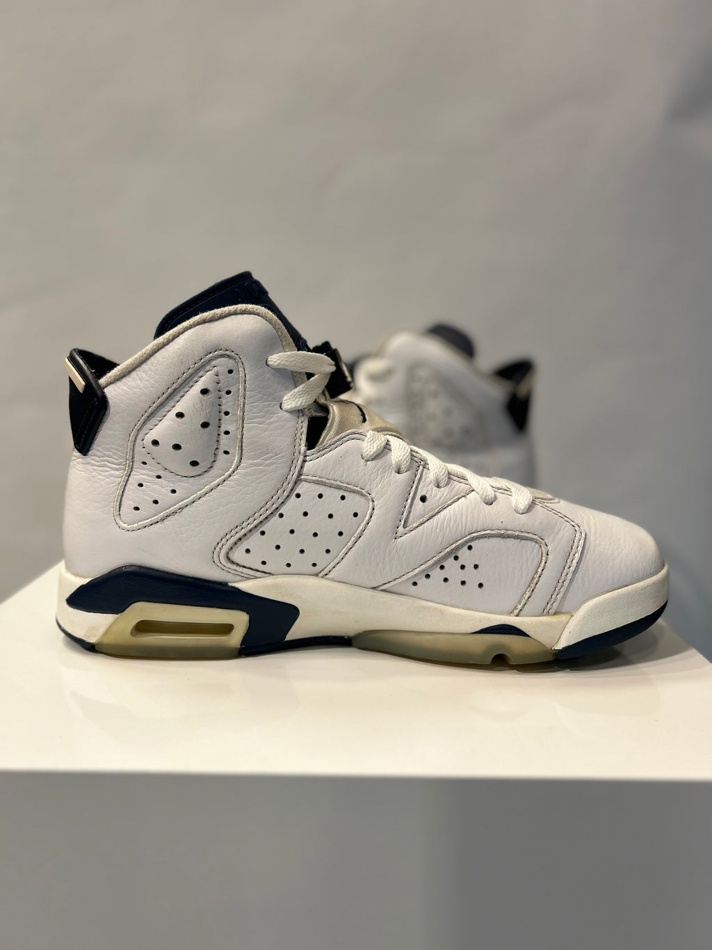 Air Jordan 6 Retro Midnight Navy Size 6y