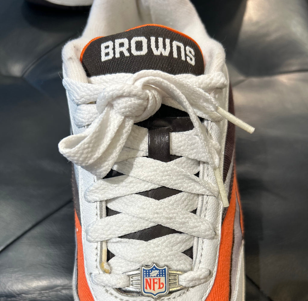 Reebok NFL Cleveland Browns Retro Low Top Size 8.5