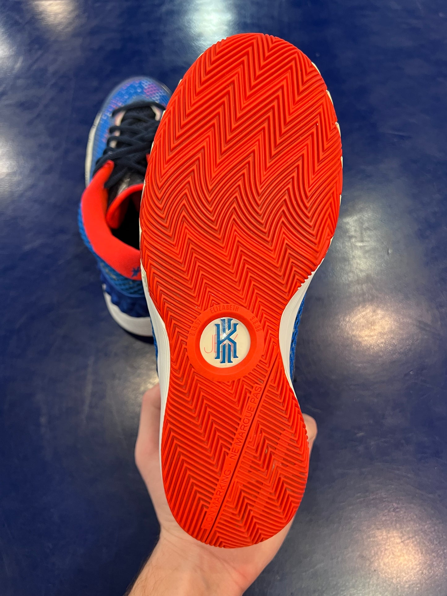 Gradeschool Kyrie 1 Independence Day Size 6y