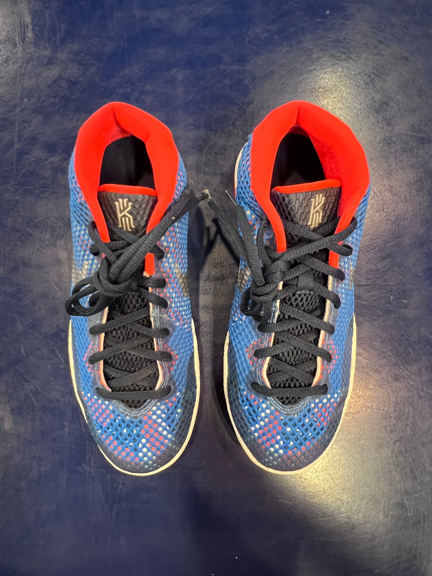 Gradeschool Kyrie 1 Independence Day Size 6y