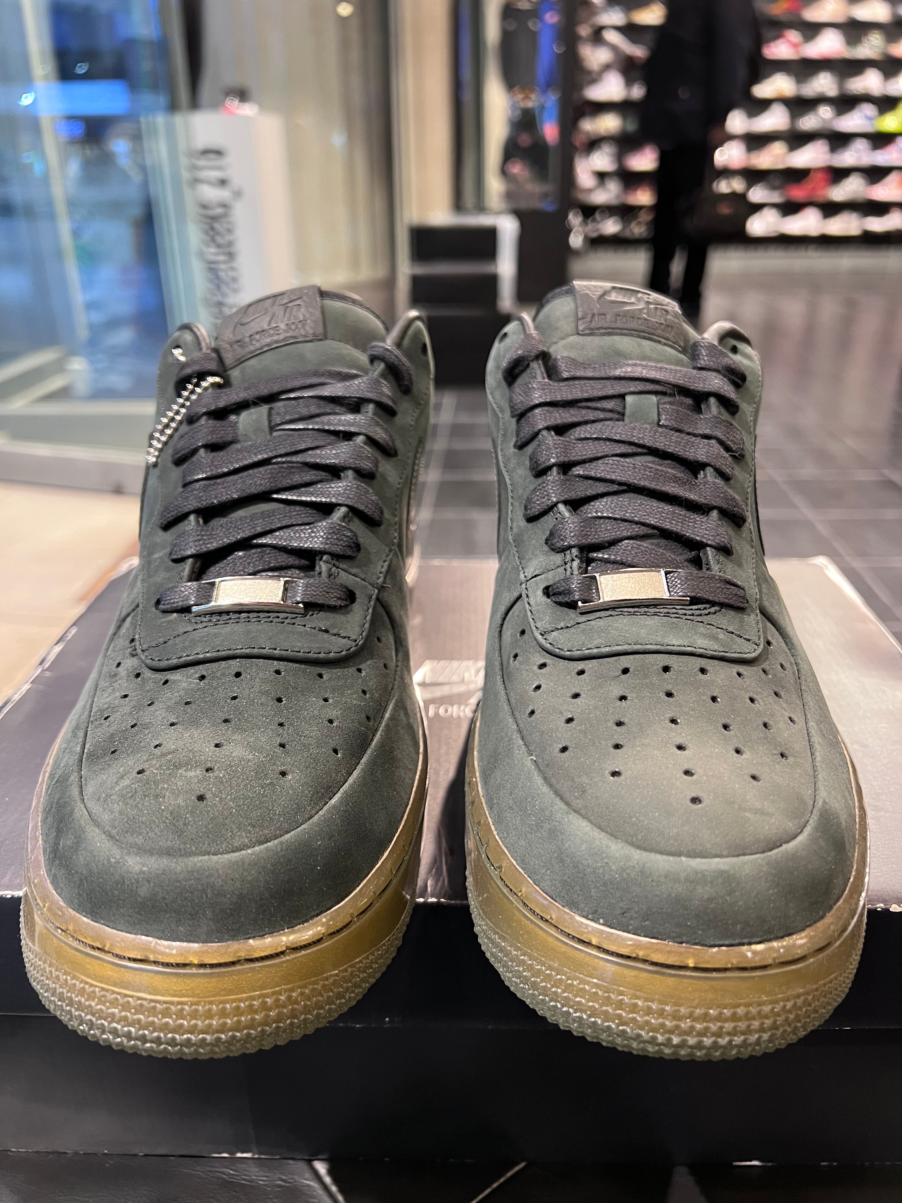 Nike Air Force 1 Supreme 25th Anniversary LeBron Size 10.5
