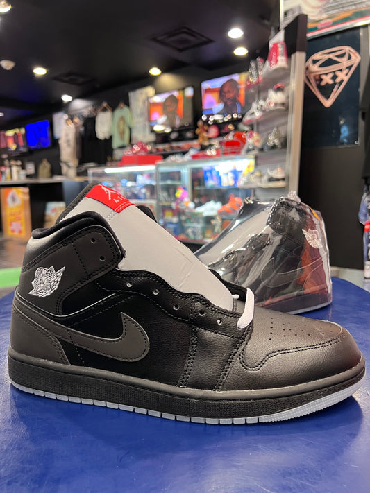 Men’s Air Jordan 1 Mid Metallic Sizes 10 & 12