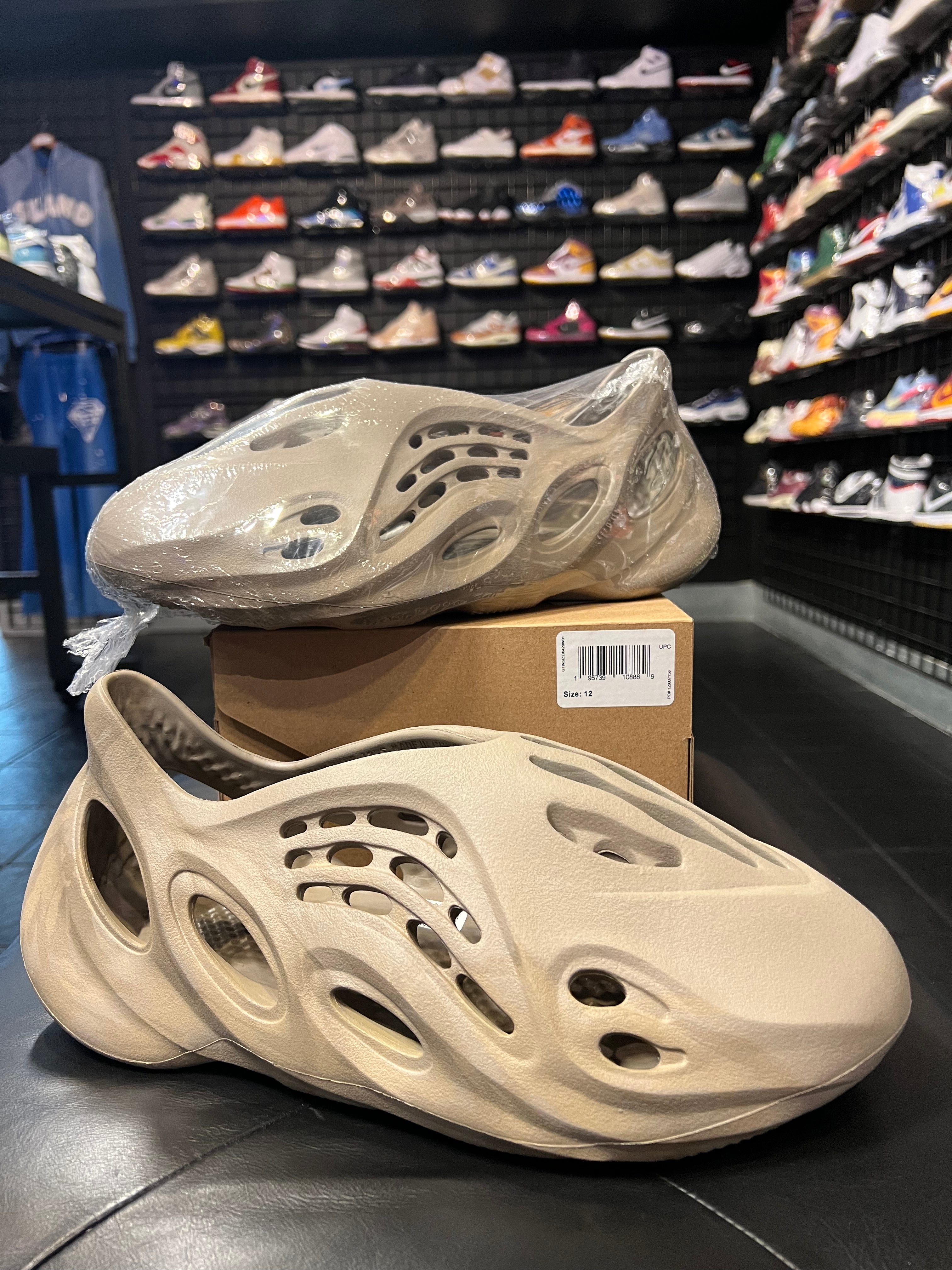 Men’s Yeezy Foam RNR Sage Brand New