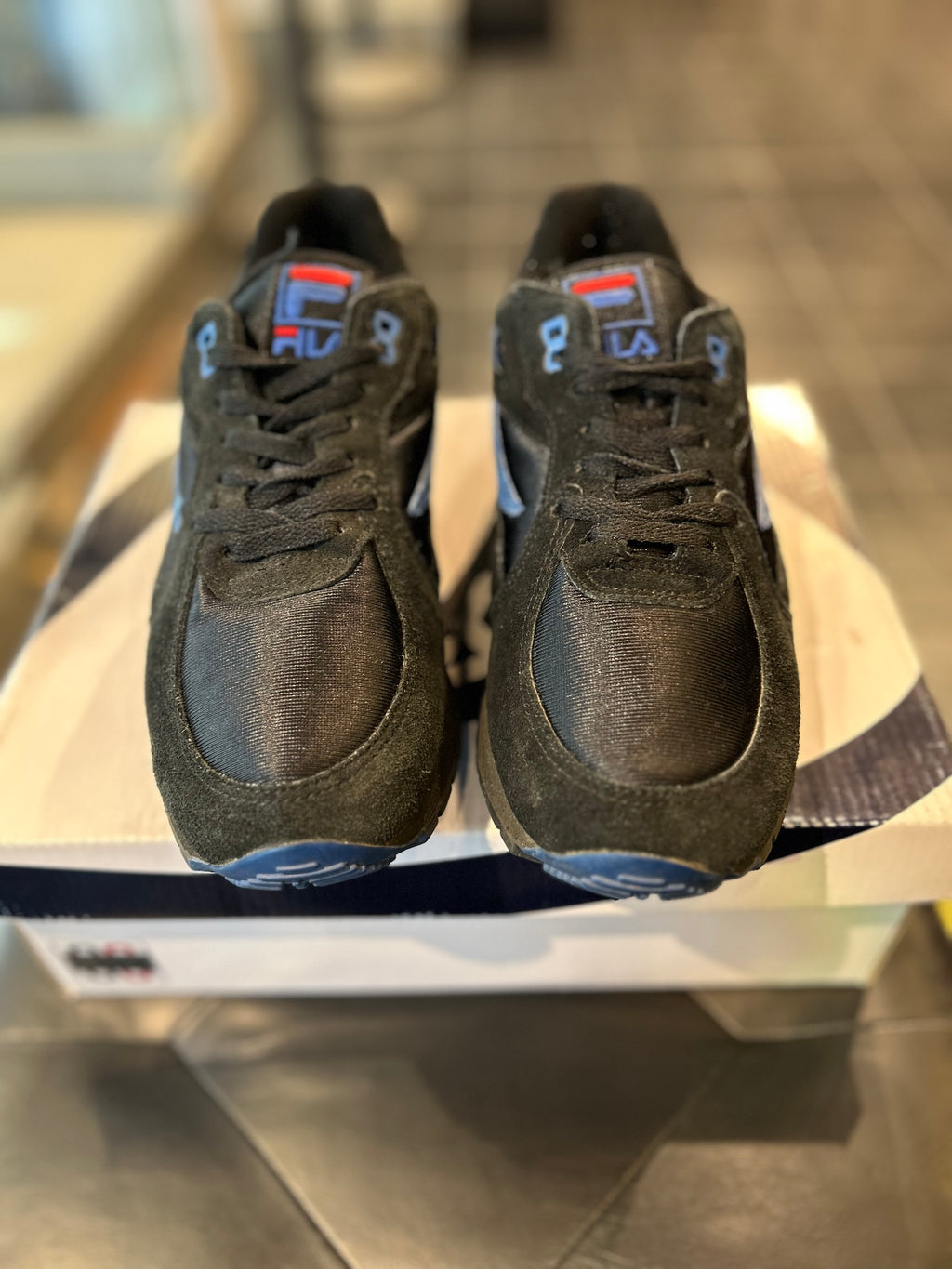 1993 Fila Overpass Size 9.5 Men's Shoes