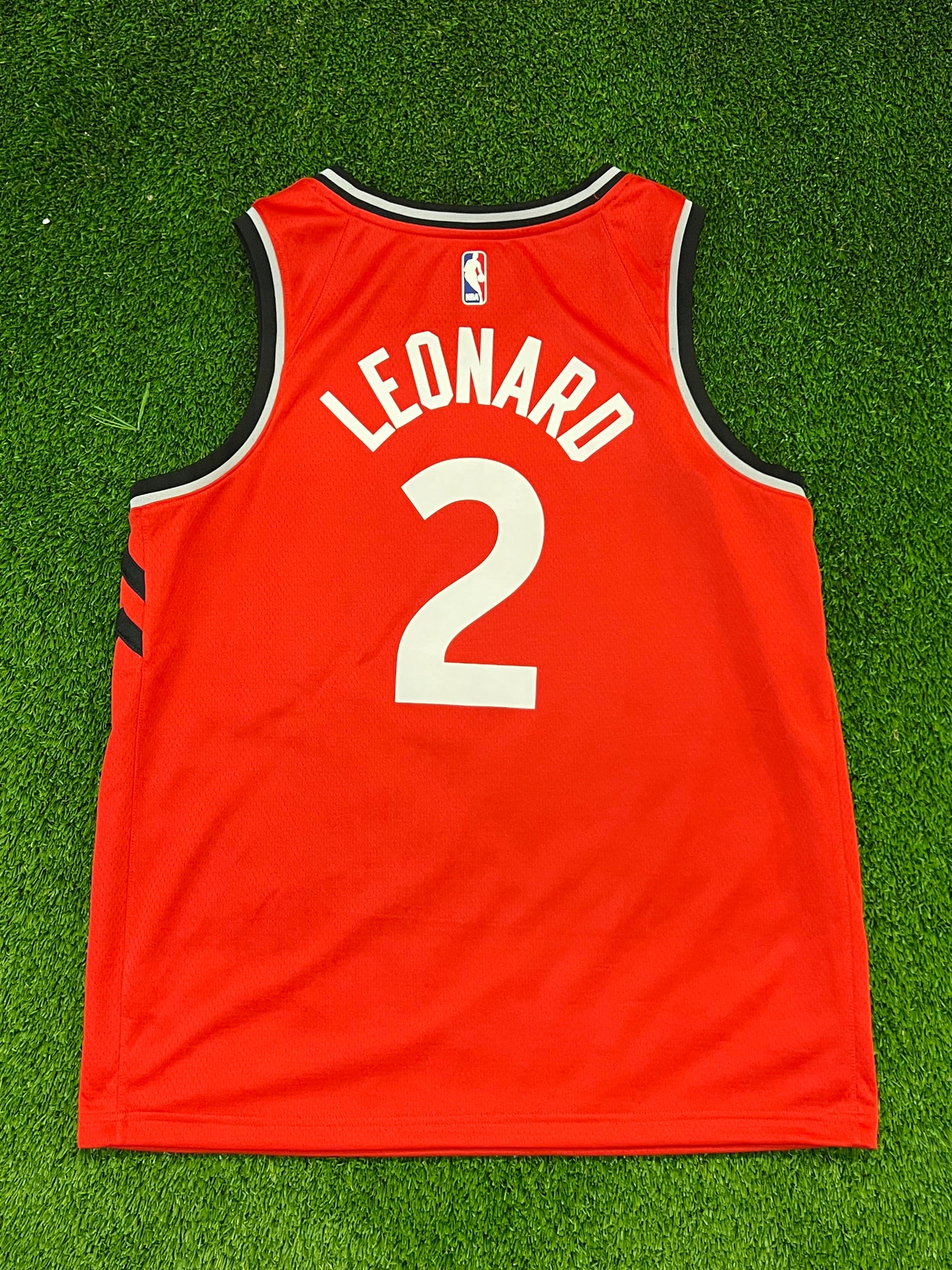 Men’s Nike Kawhi Leonard Jersey Size L