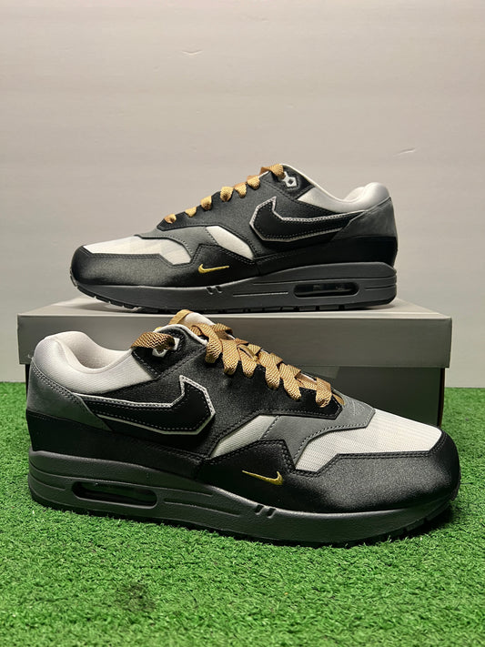 Men’s Air Max 1 Goldeneye Size 11.5