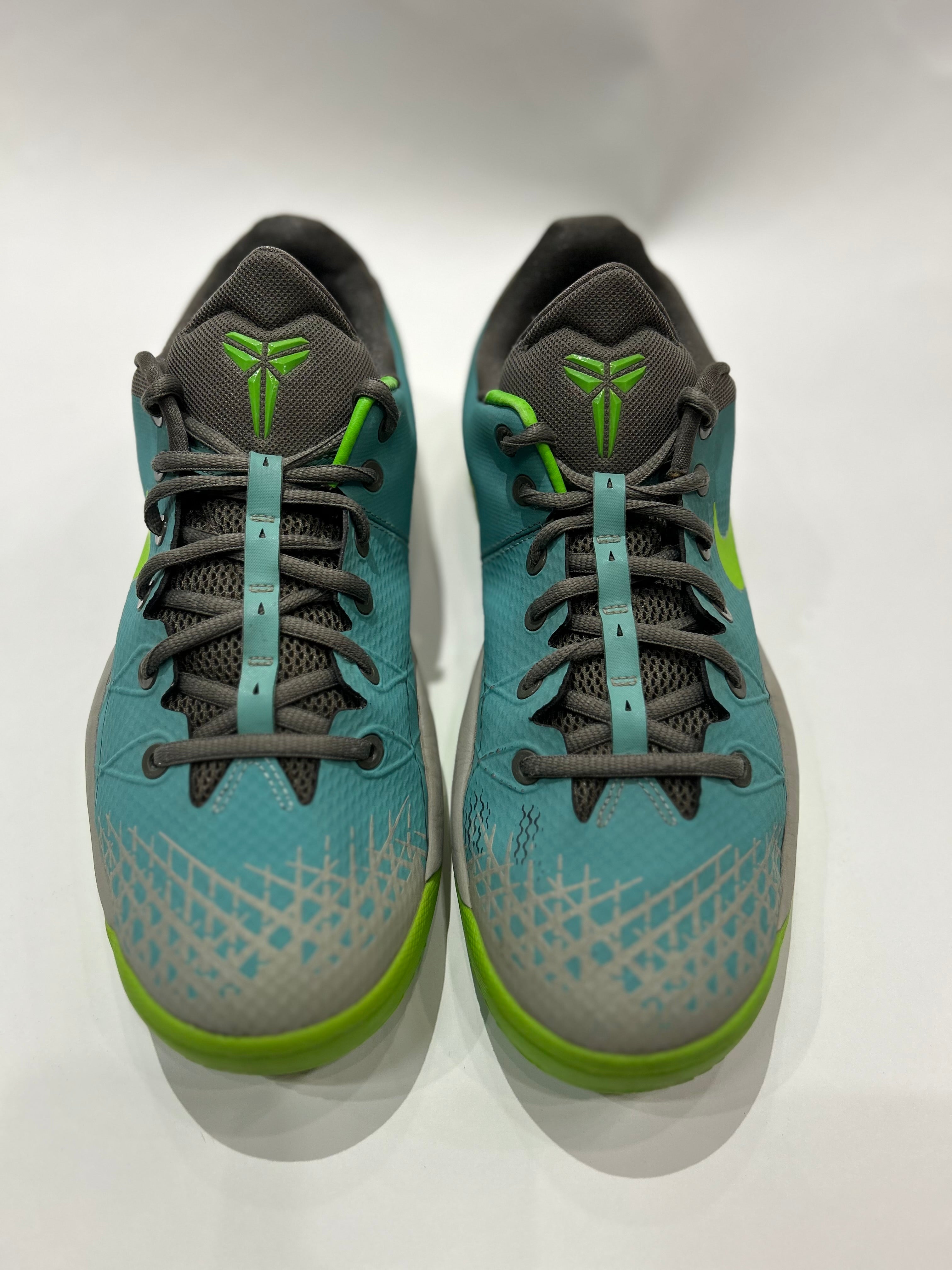 Nike Kobe Venomenon 4 Men’s Basketball Shoes Size 11.5