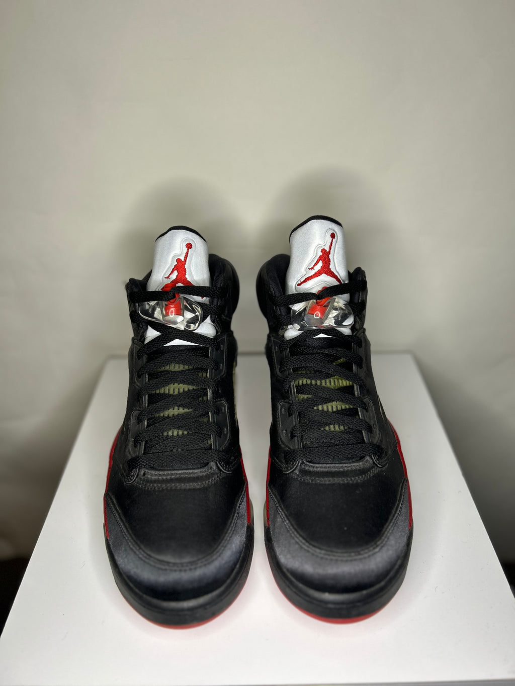 Jordan 5 Retro Satin Bred Size 9 Men’s Shoes