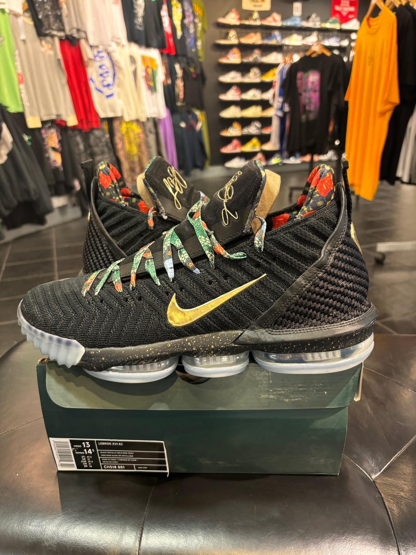 Nike LeBron 16 Watch The Throne Size 13 Men’s Shoes $280