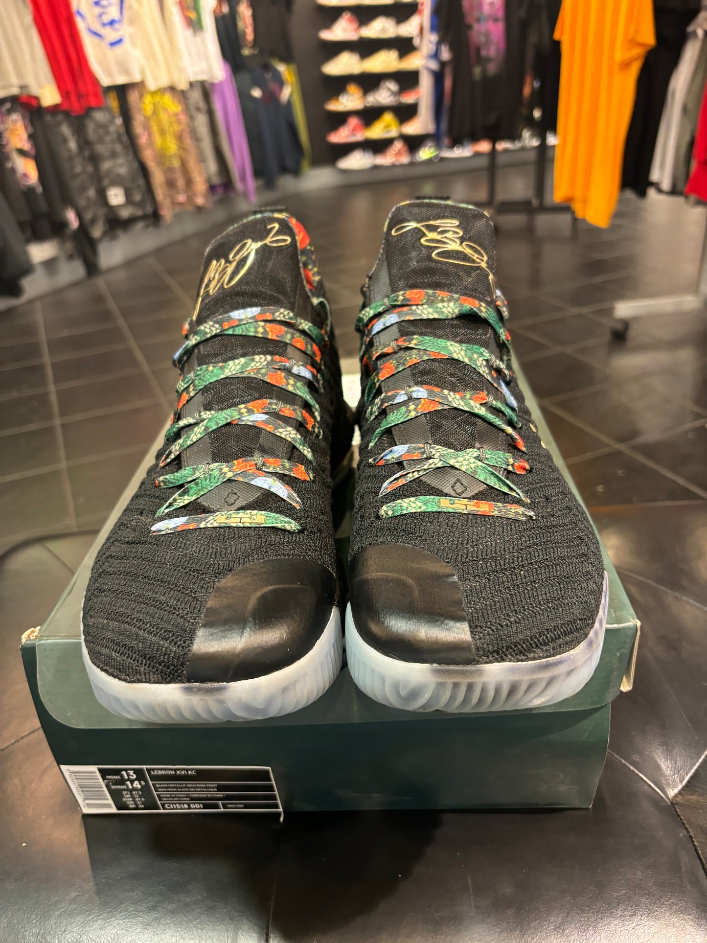 Nike LeBron 16 Watch The Throne Size 13 Men’s Shoes $280