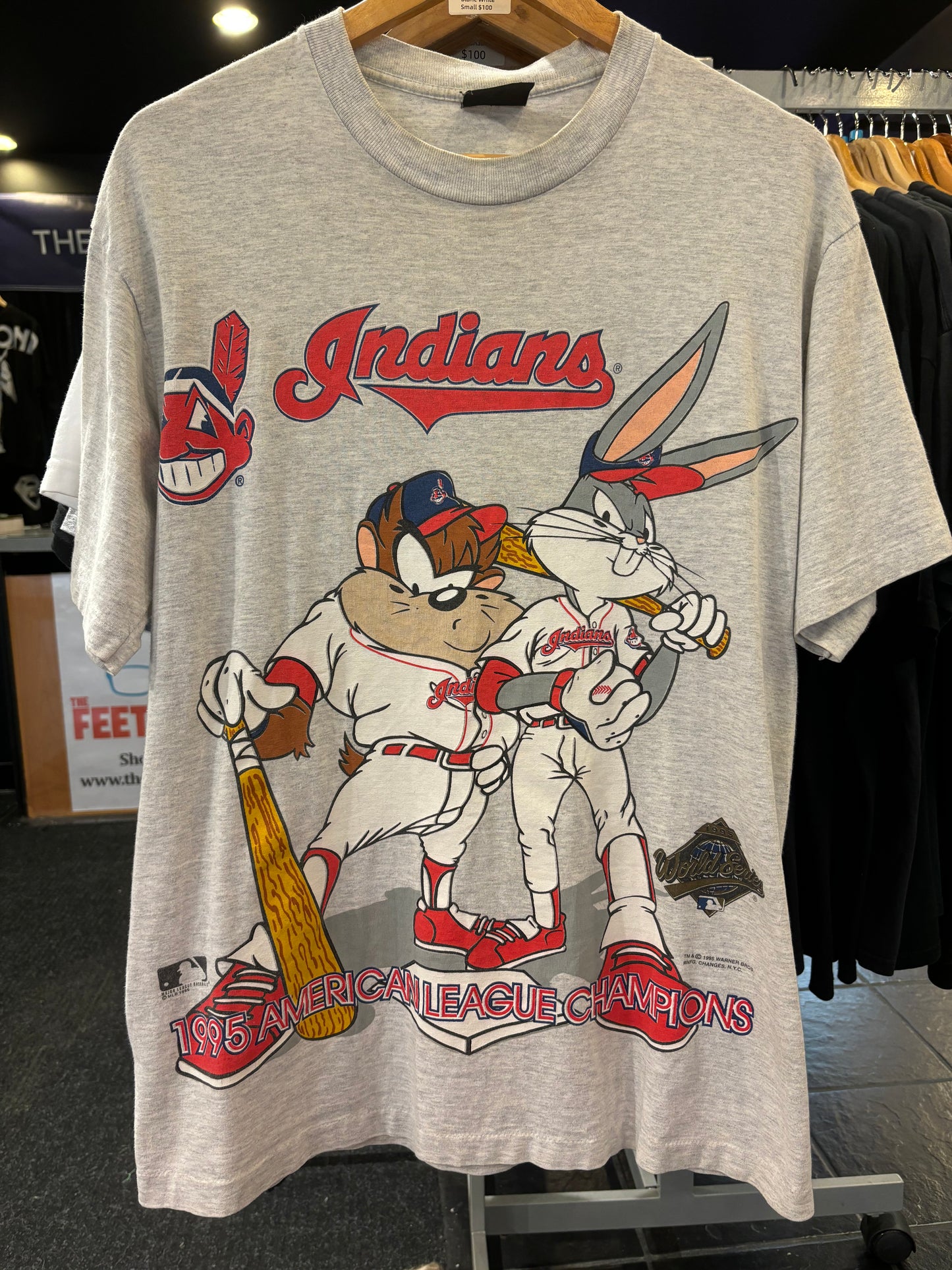 Vintage Cleveland Indians Shirt Large Looney Tunes 95 Champions $140