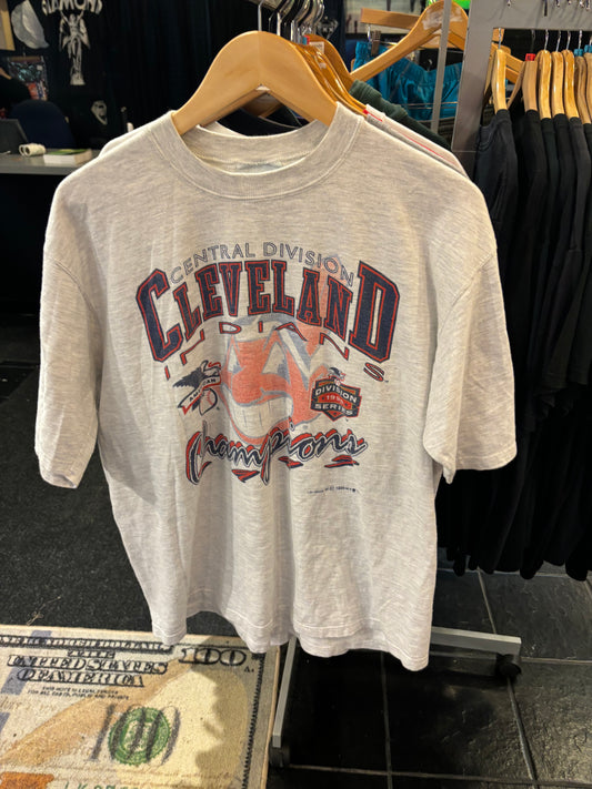 Vintage Cleveland Indians Shirt Grey Champions Medium $30