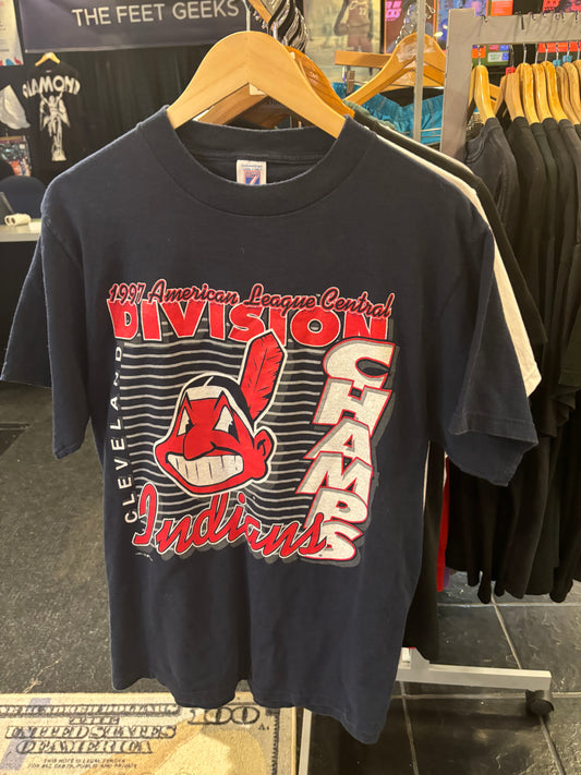 Vintage Cleveland Indians Shirt Large 7 Logo Large $40