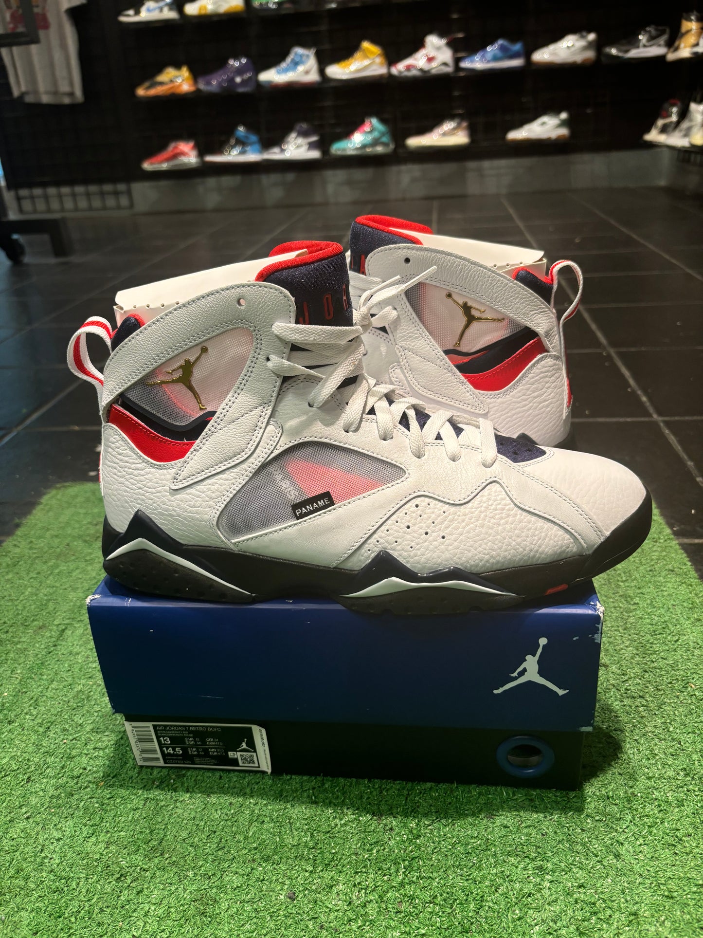 Air Jordan 7 PSG Size 13 Men’s Shoes $180