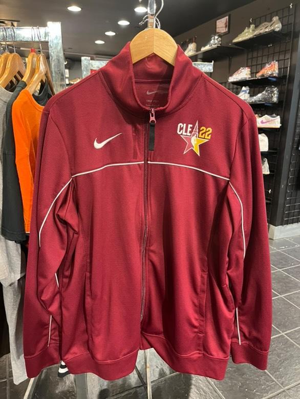 Cavs Nike All Star Full Zip size Large