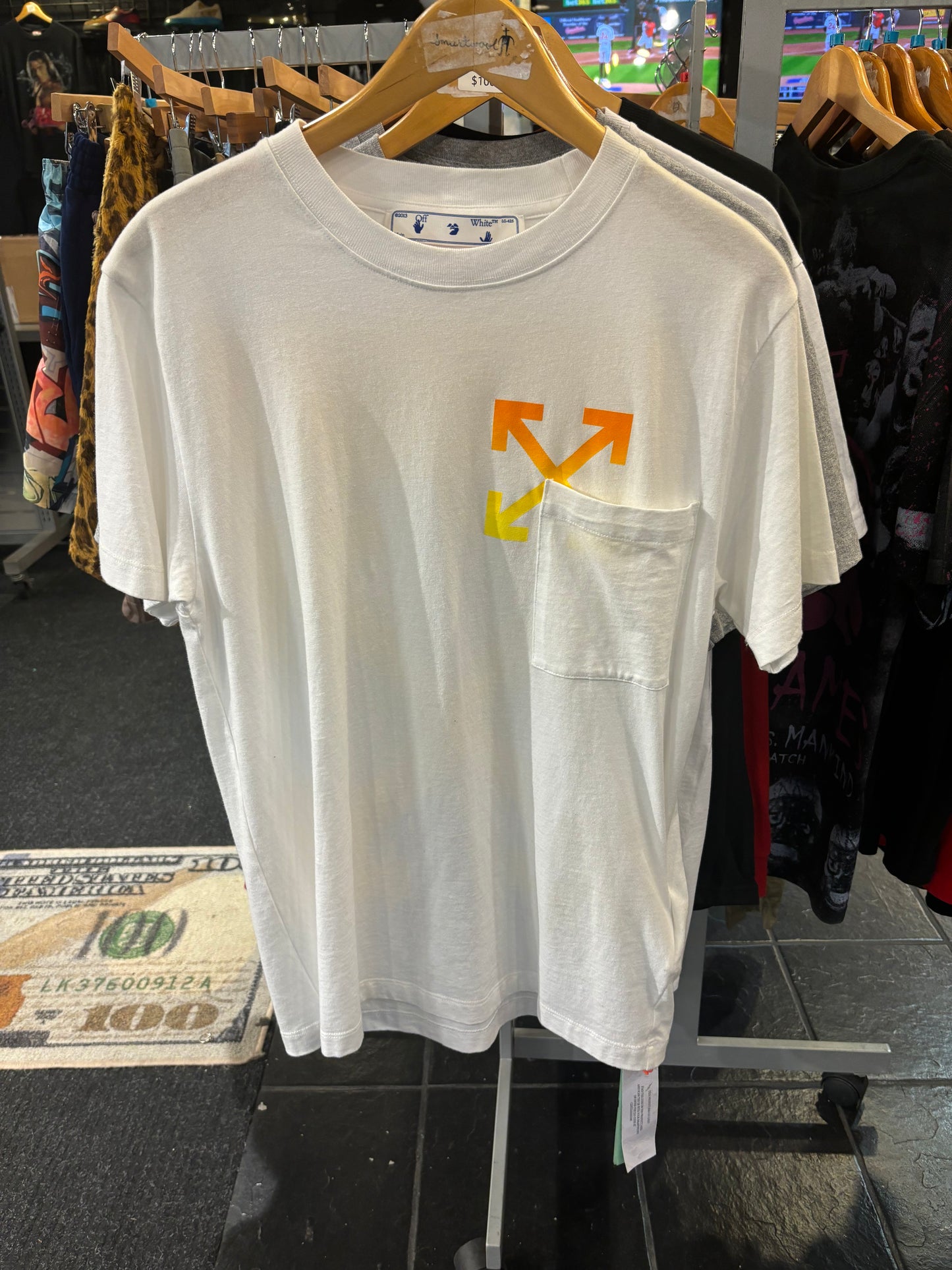 Off White Shirt Size Small T shirt