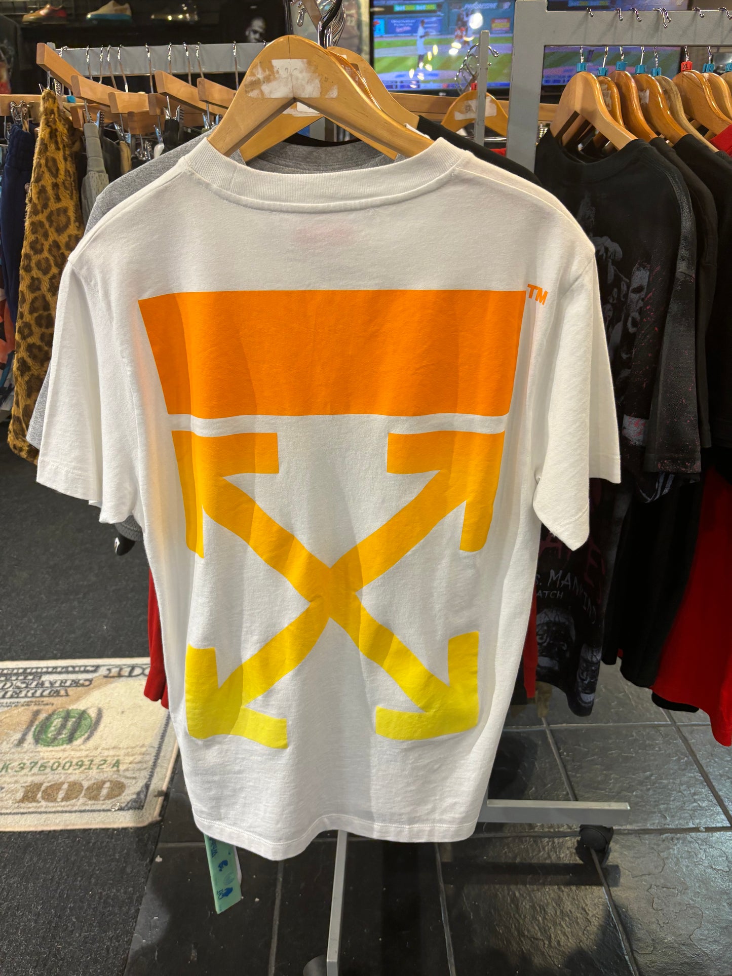 Off White Shirt Size Small T shirt