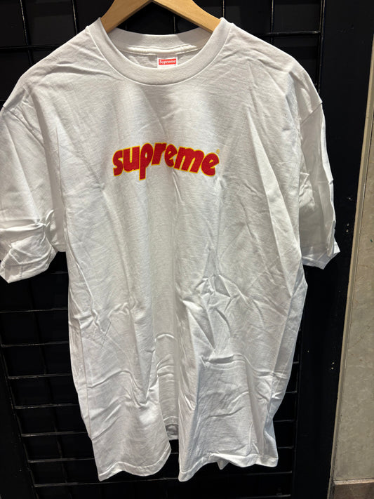 Supreme Shirt White / Red Size Medium & XL $100 Mens