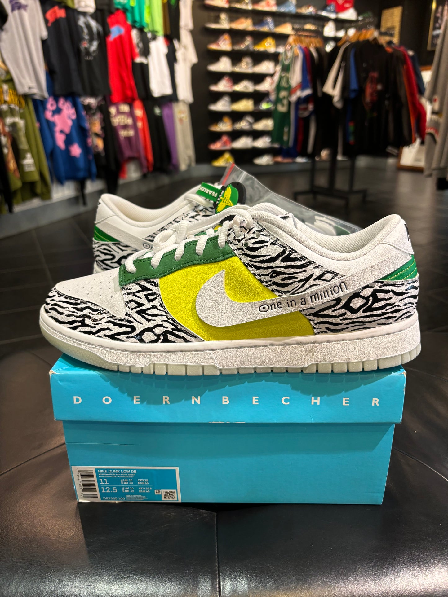 Nike Dunk Low Doernbecher Zoe Size 11 Men’s Shoes $280