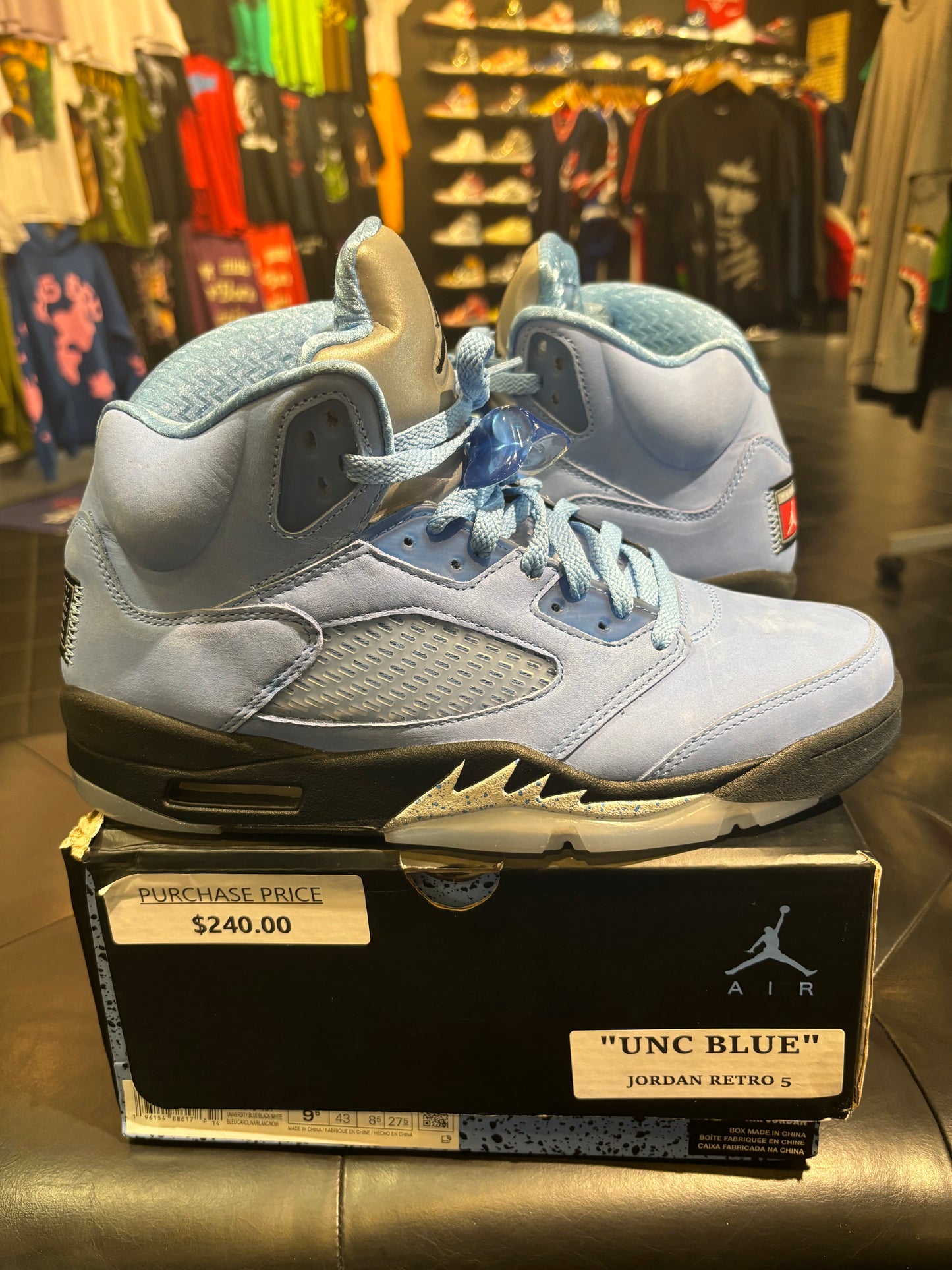 Men’s Air Jordan 5 UNC Size 9.5 Shoes $170