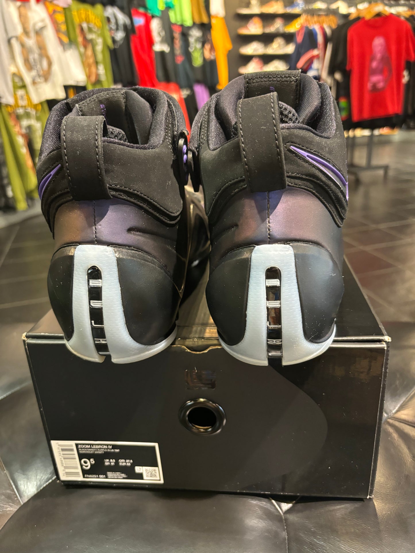 Nike LeBron 4 Eggplant Size 9.5 Worn $130 Men’s Shoes