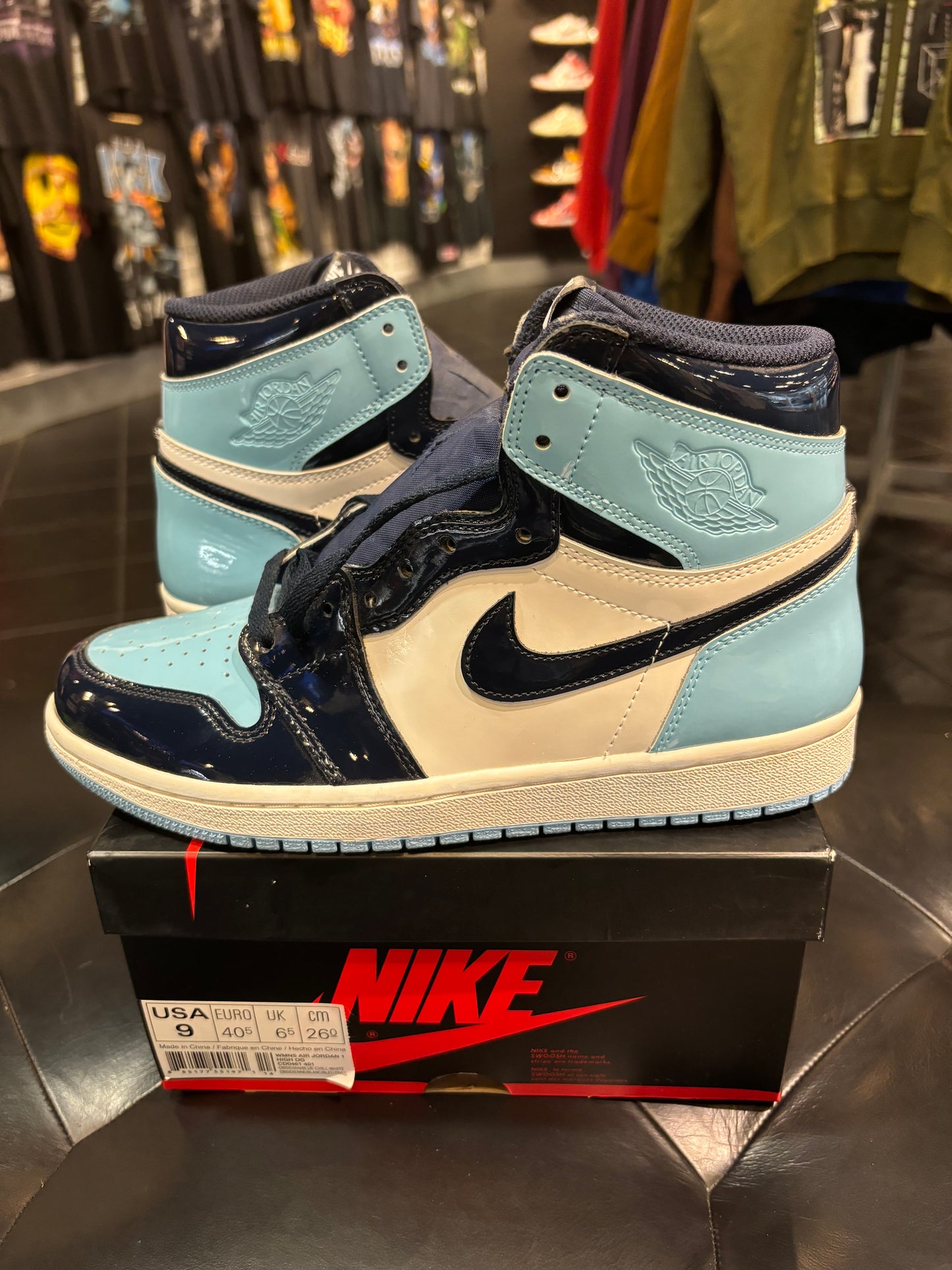 Air Jordan 1 UNC Patent Size 9w men 7.5 $350 men’s shoes