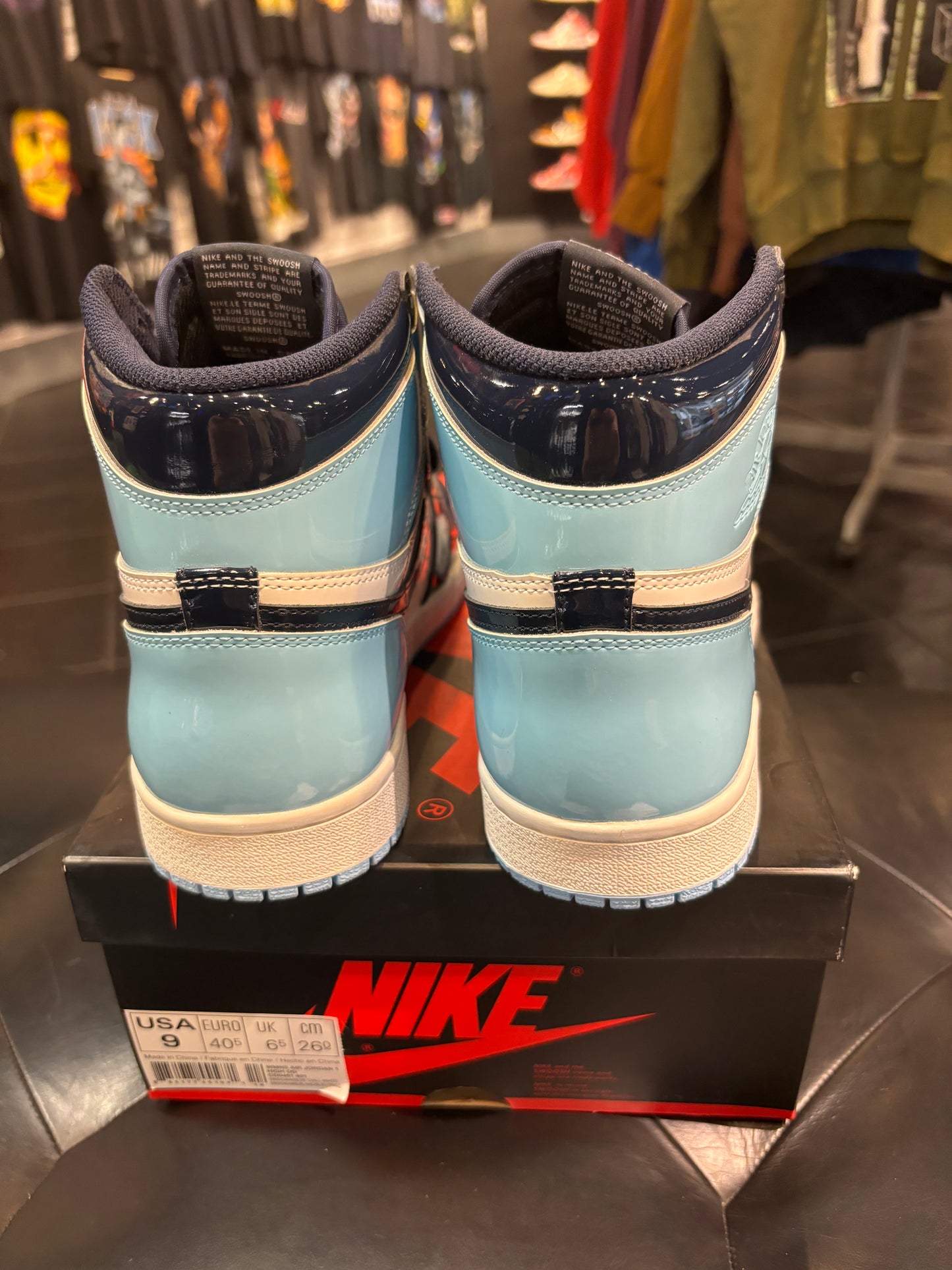 Air Jordan 1 UNC Patent Size 9w men 7.5 $350 men’s shoes