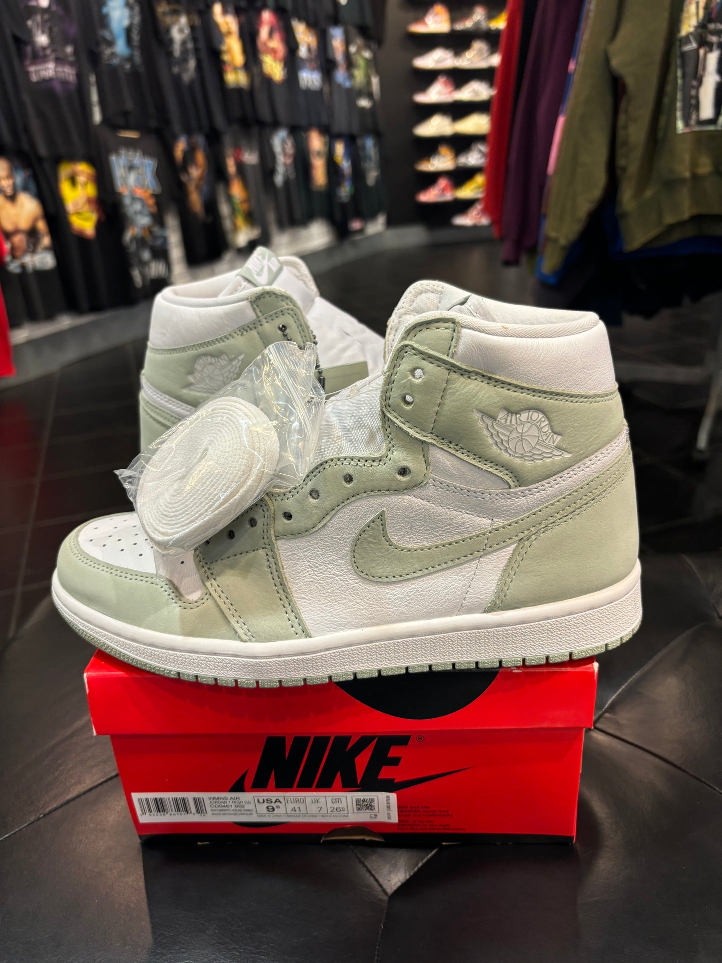 Air Jordan 1 Seafoam Size 9.5 Woman Size 8 Men’s Shoes $200