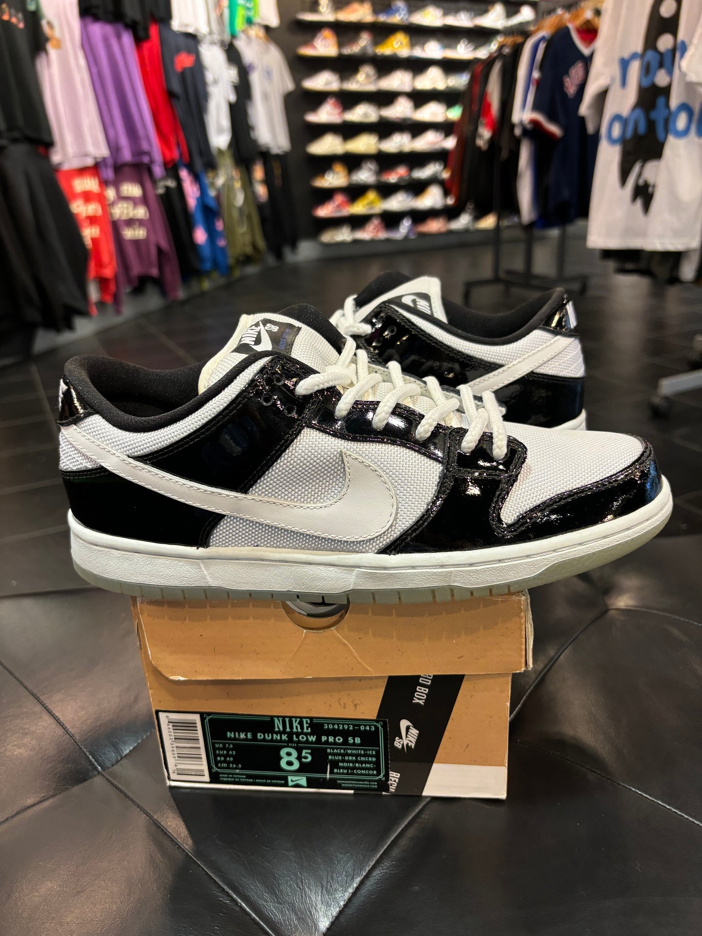 Nike SB Low Dunk Concord Size 8:5 Men’s Shoes $500