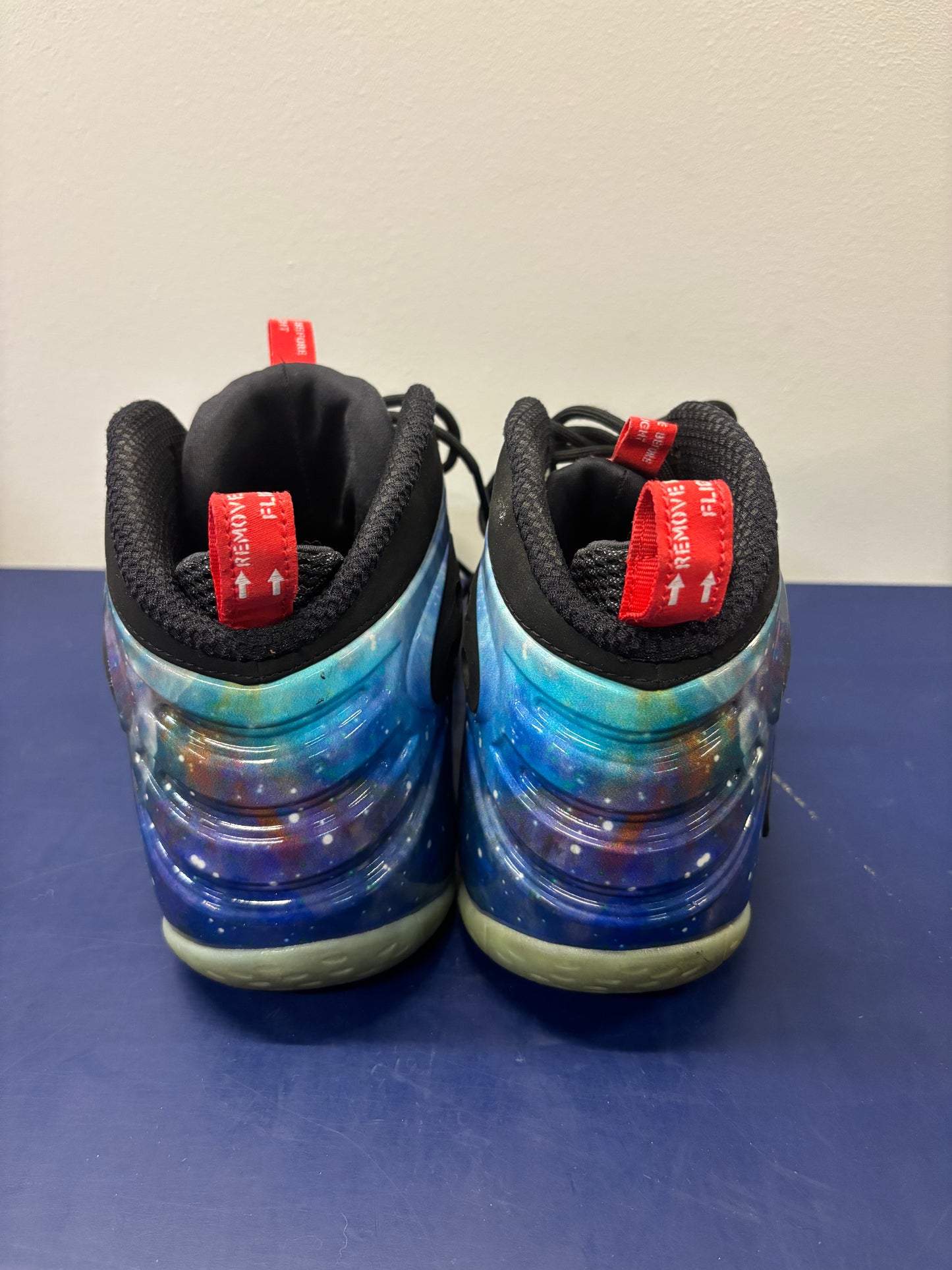 Nike Galaxy Rookie Size 10 $170 Men’s Shoes