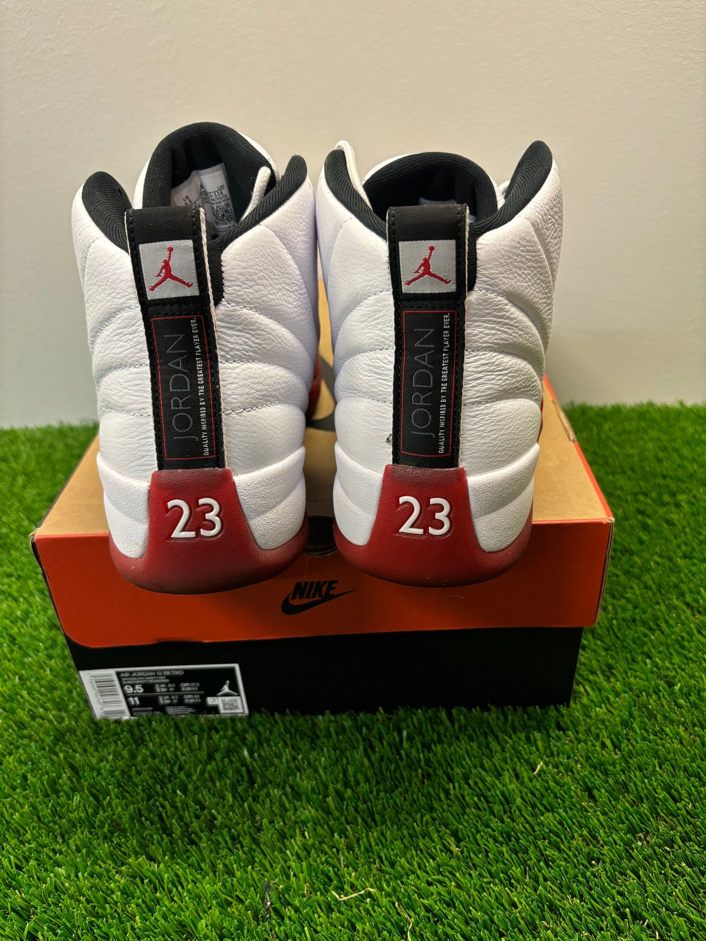 Air Jordan 12 Cherry Size 9.5 $170 Men’s Shoes