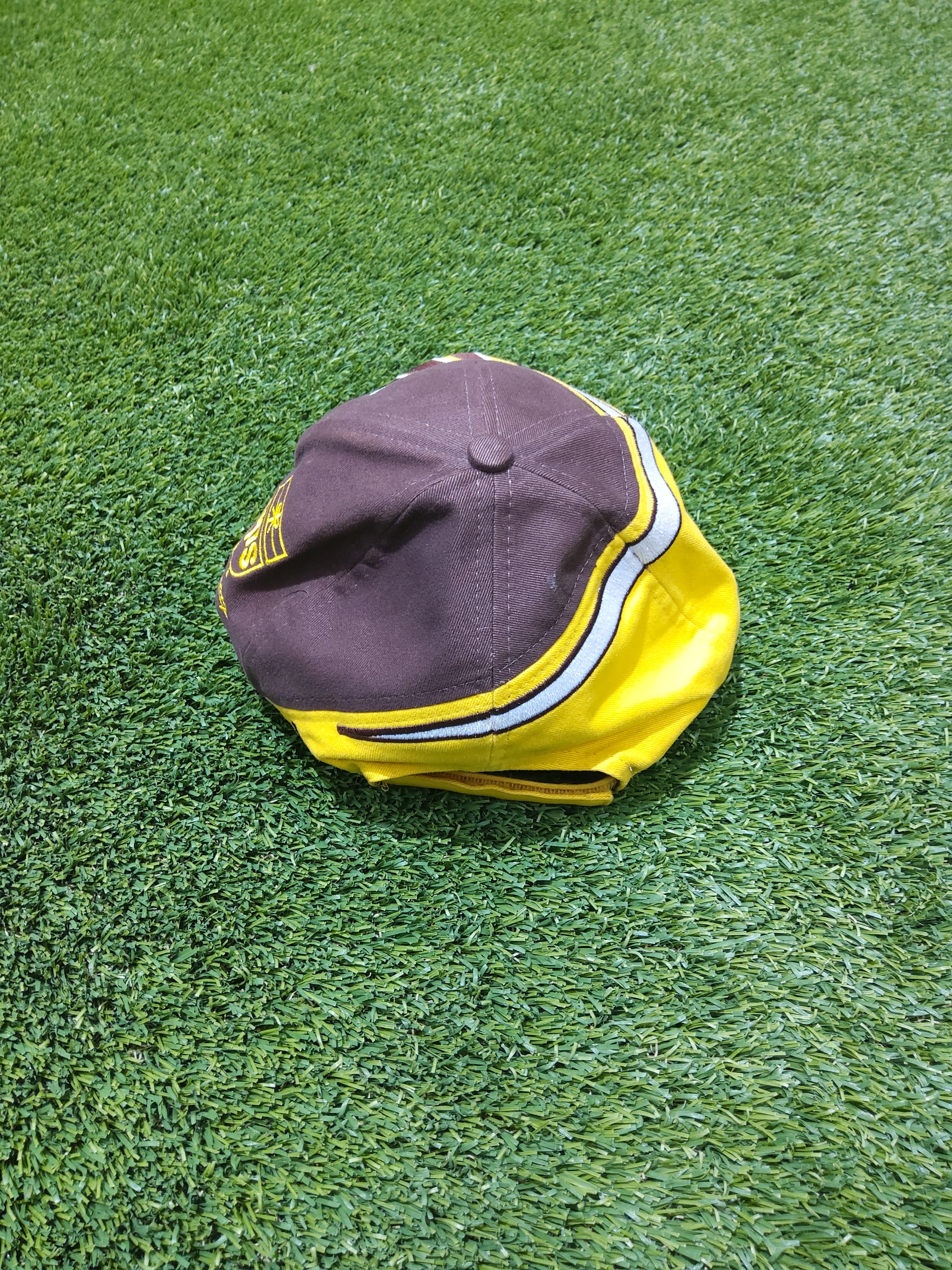 Chase Authentics Nascar UPS #88 Dale Jarret hat