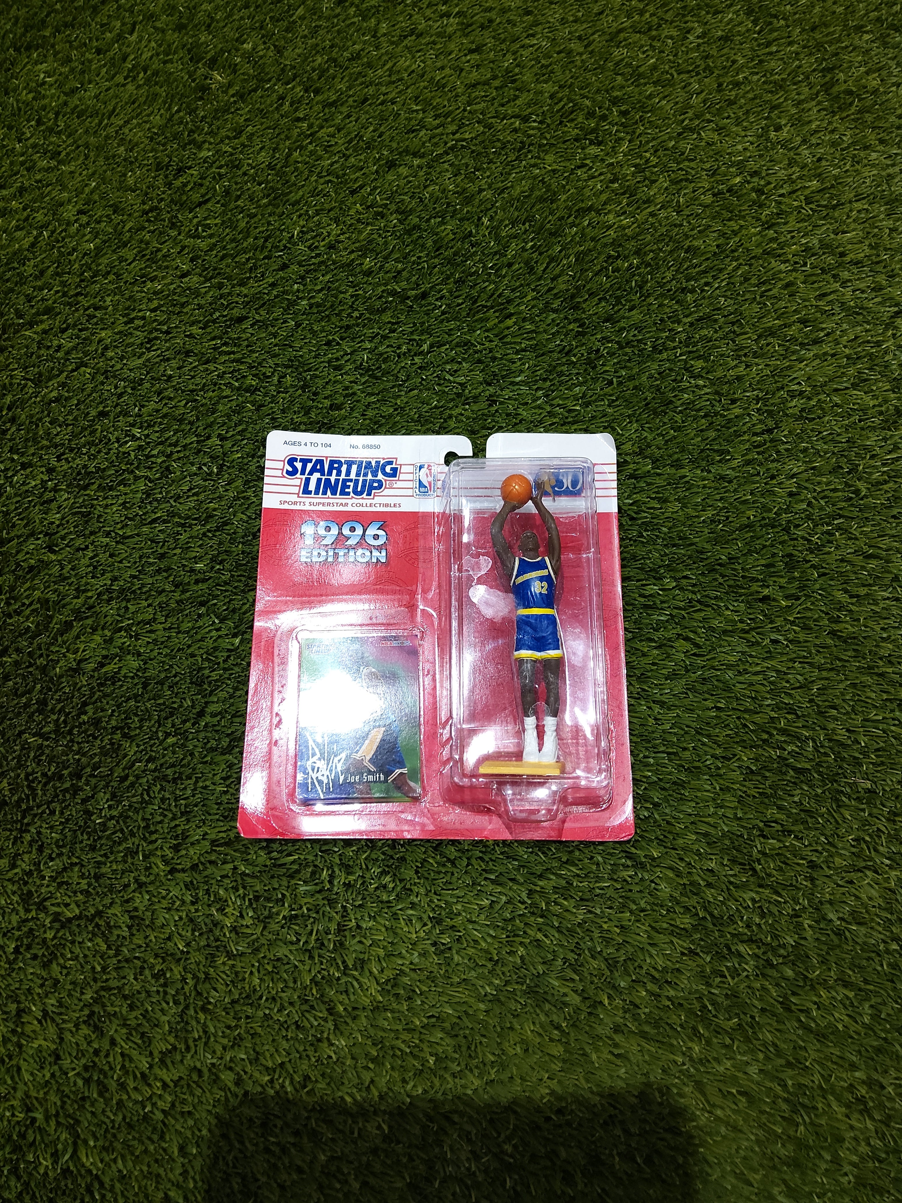 Vintage 1996 Starting Lineup Joe Smith Figurine