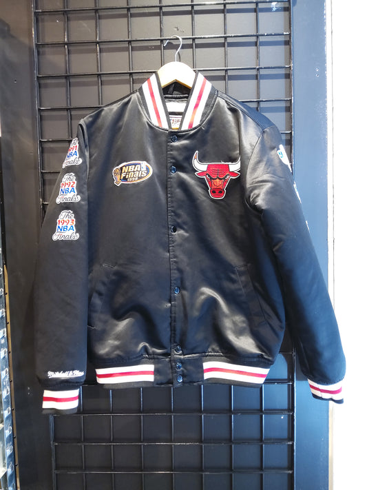 Mitchell & Ness Hardwood Classic Chicago Bulls Bomber Size Small