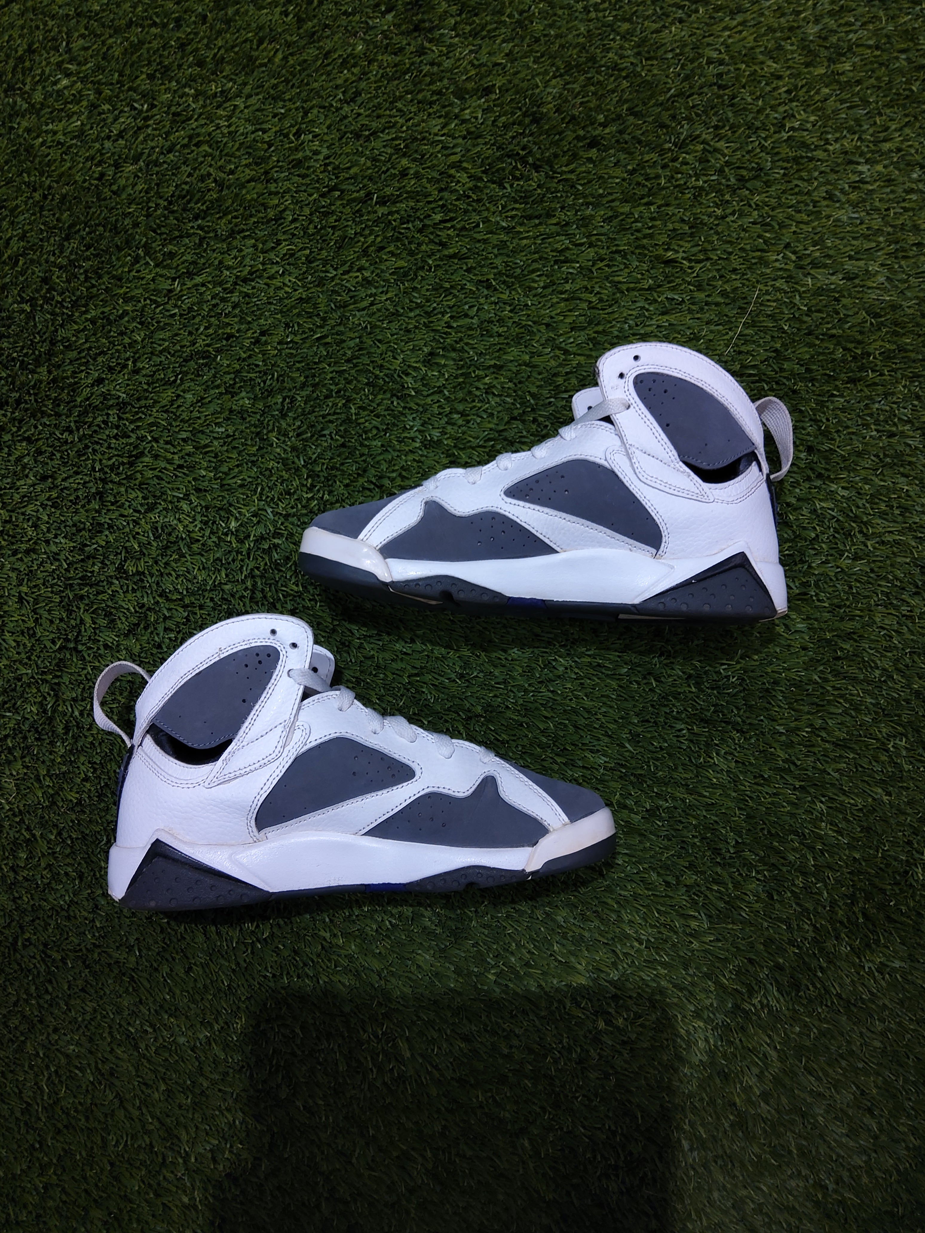 Air Jordan 7 Flint size 6y Gradeschool shoes