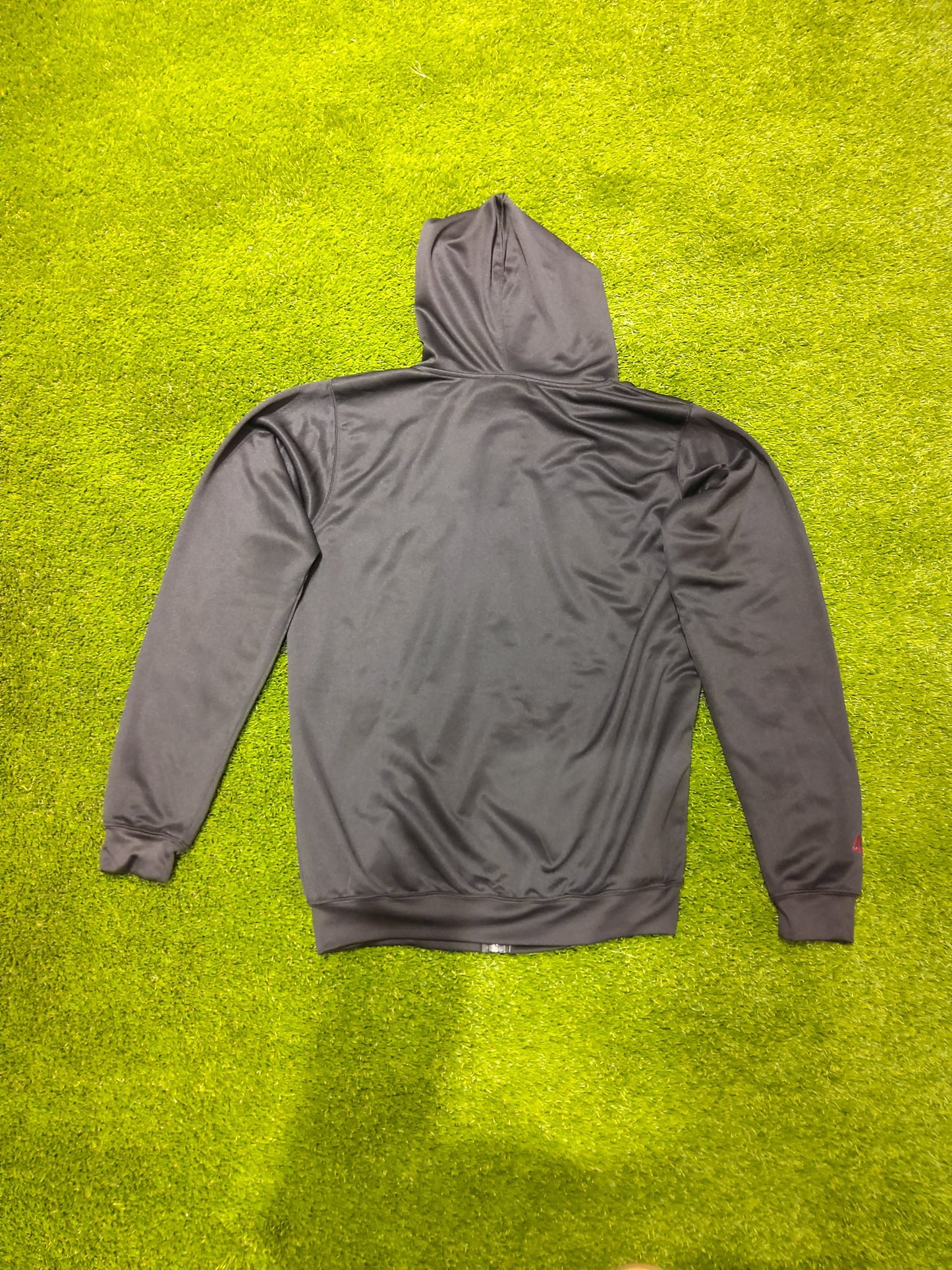 Majestic cavs hoodie size medium tall