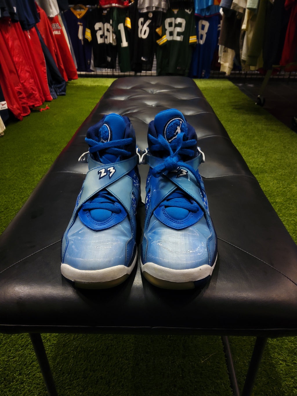 Air jordan 8 Retro snowflake size 5.5y Gradeschool shoes