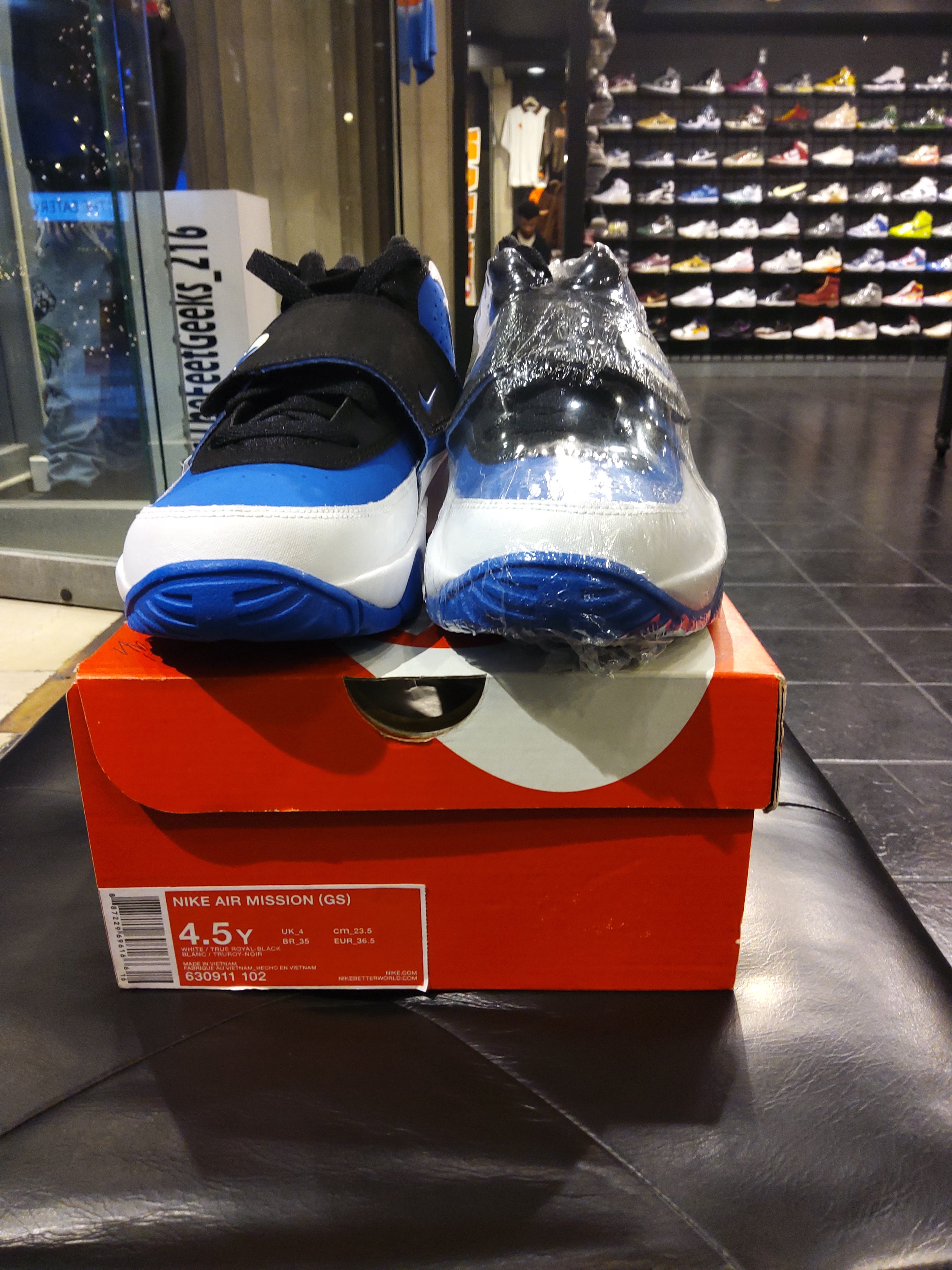 nike air mission shoes