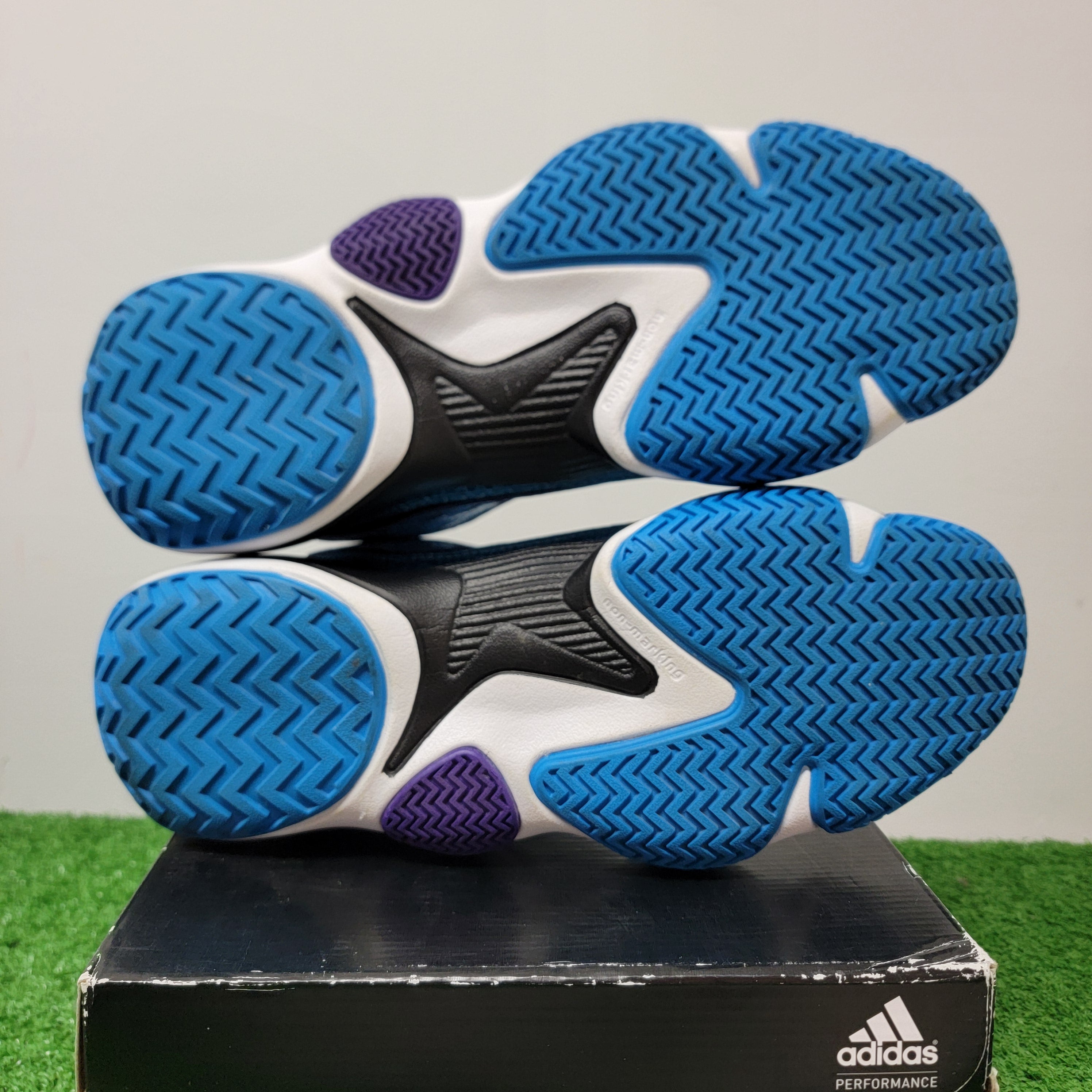 Adidas Crazy 97 Kobe Bryant Hornets Size 11 Men Shoes