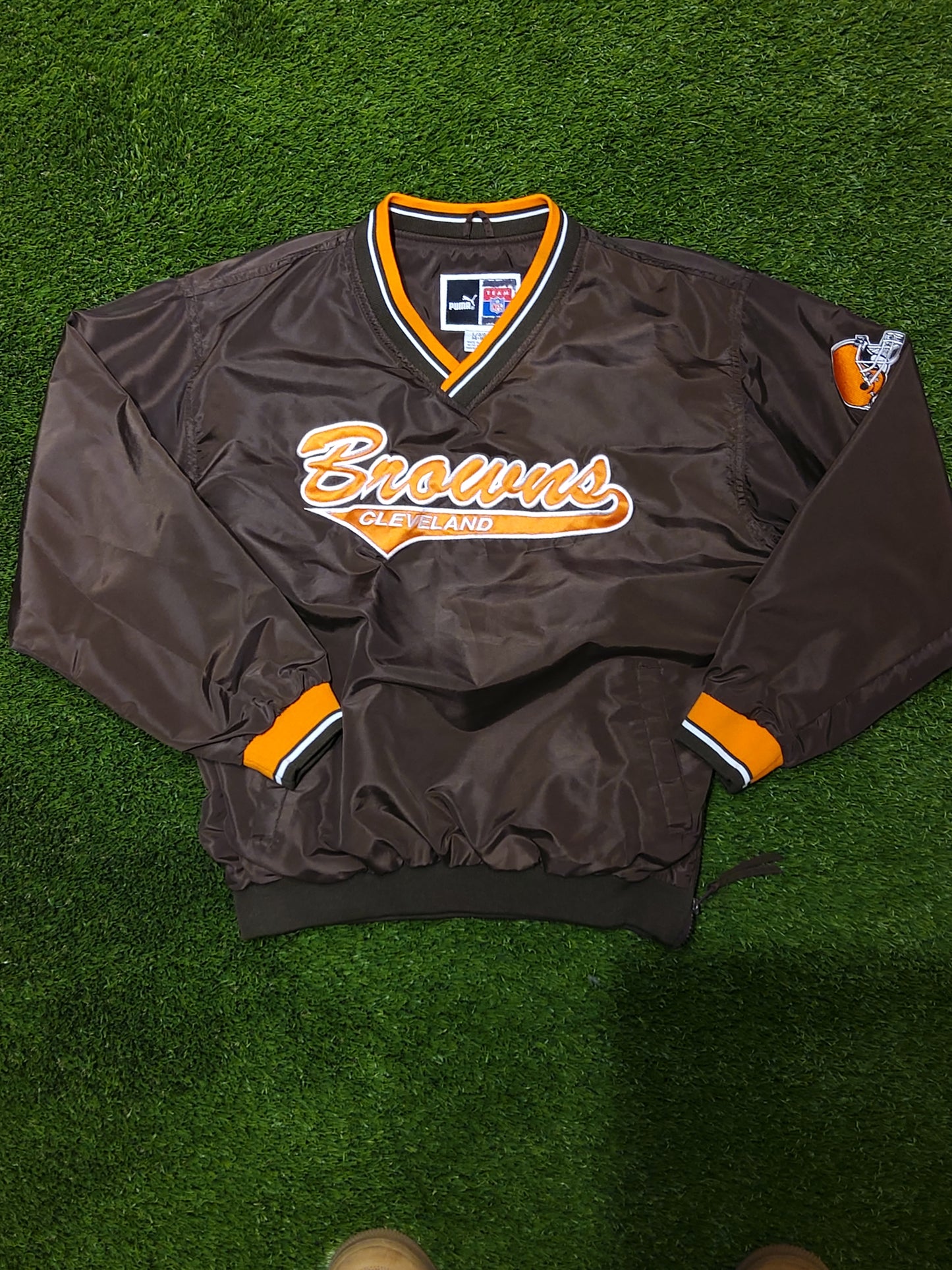 Puma Cleveland Browns pullover size youth large