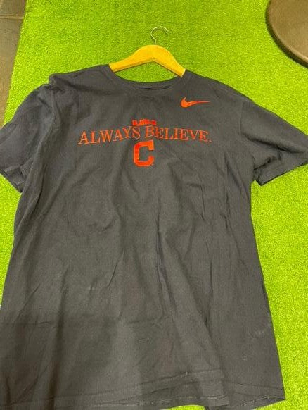 Vintage Cleveland Indians LeBron  T Shirt Size XL