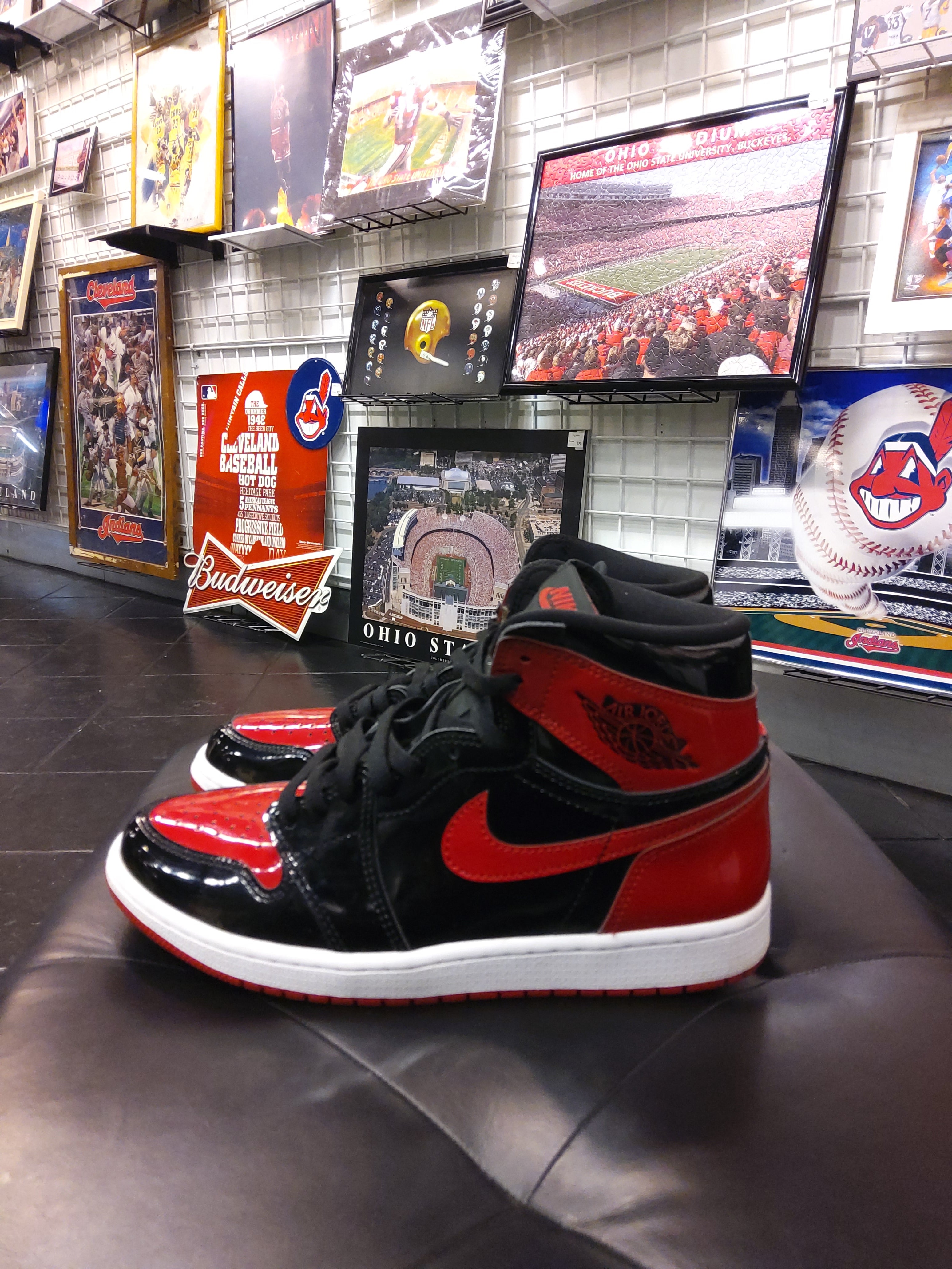 Air jordan 1 patent bred size 9